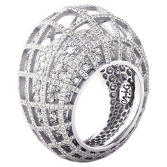 Anello Matrix a doppio anello in oro giallo 18k con diamanti di Nada Ghazal Fine Jewelry