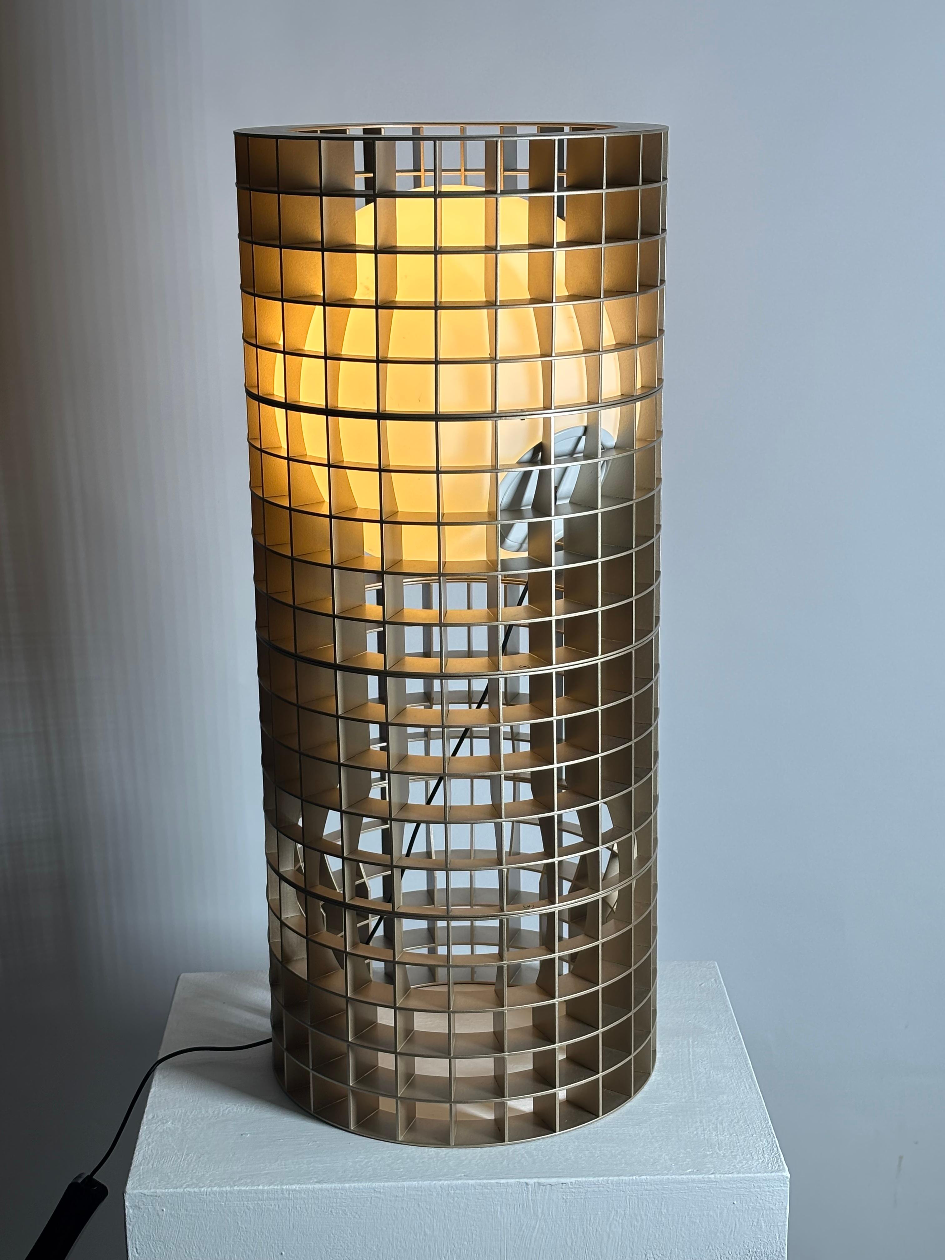 Lámpara de mesa Modelo Matrix de OS & OOS para FontanArte en venta 3