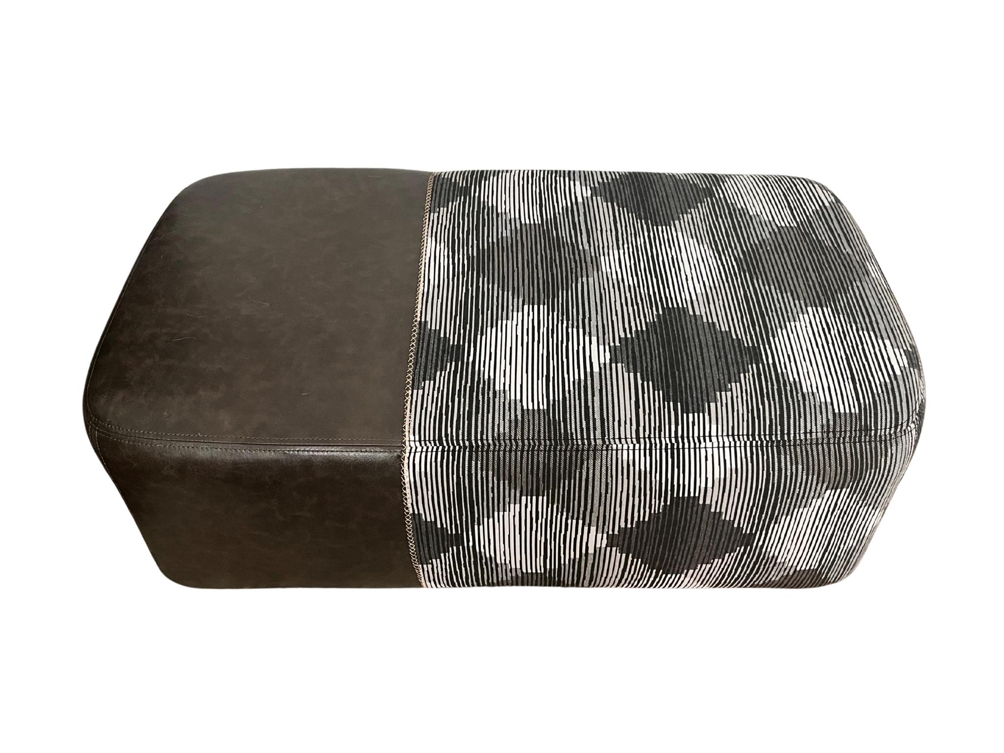 Leather Nomad Langchan Yak Cubes Set by Matsu x KVN Nomadic Collection by Joeri Reynaert For Sale