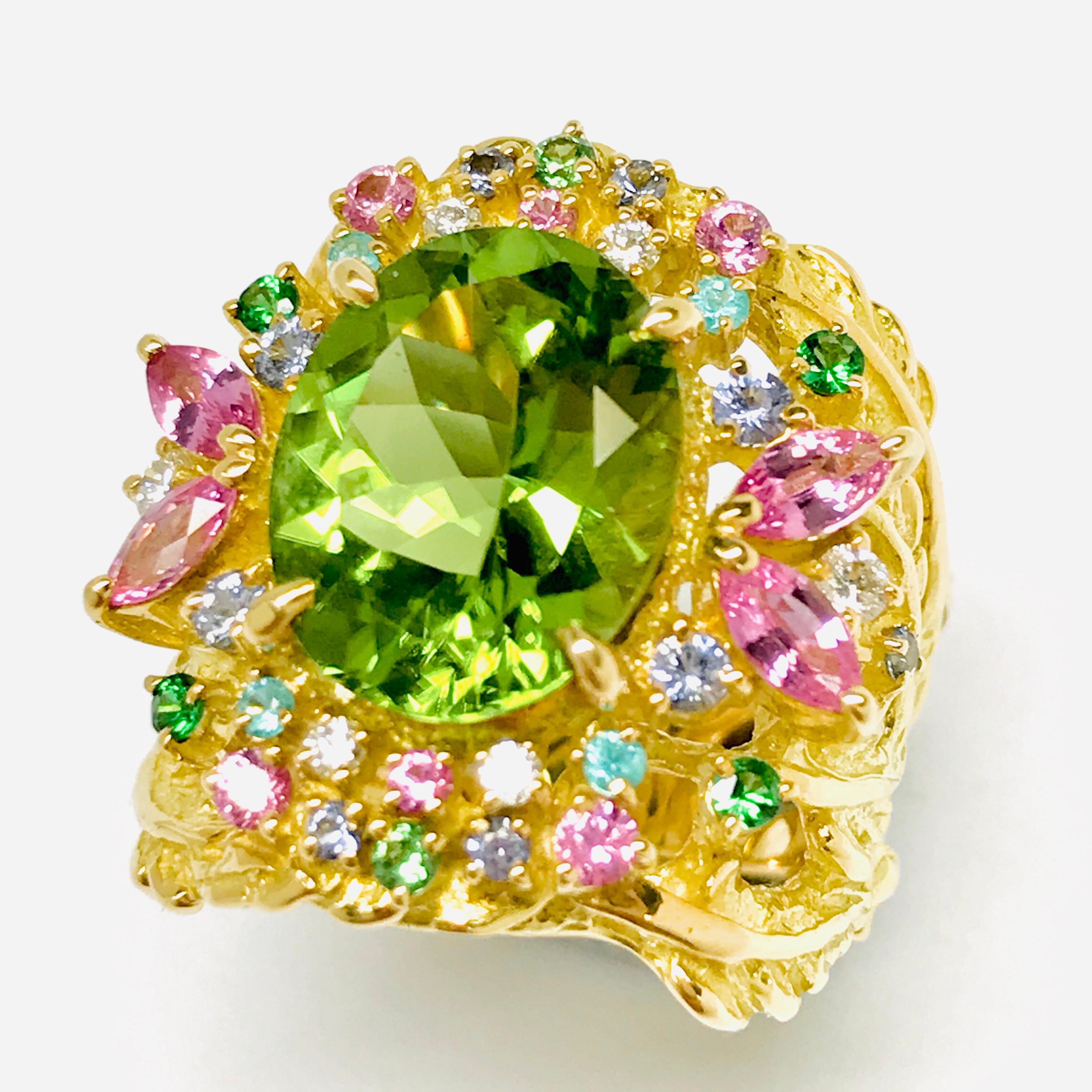 Matsuzaki 18K Gold 5.34ct Oval Peridot Paraiba Pink Sapphire Garnet Diamond Ring For Sale 7