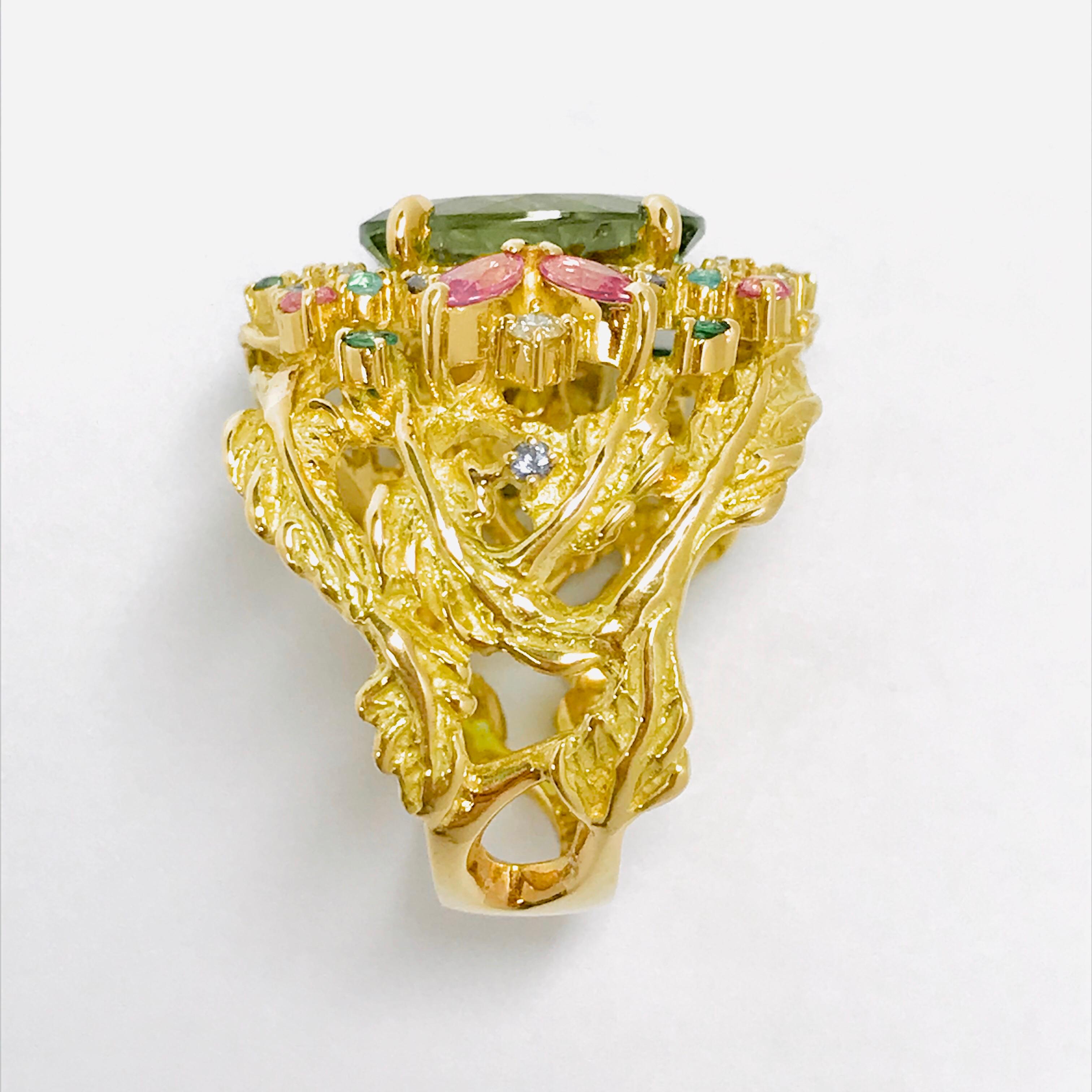 Women's Matsuzaki 18K Gold 5.34ct Oval Peridot Paraiba Pink Sapphire Garnet Diamond Ring For Sale