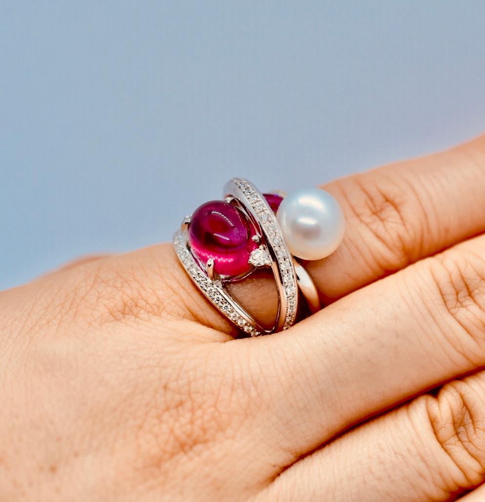 Matsuzaki Platinum 6.03ct Cabochon Tourmaline Pearl Diamond Ruby Cocktail Ring In New Condition For Sale In Tokyo, JP