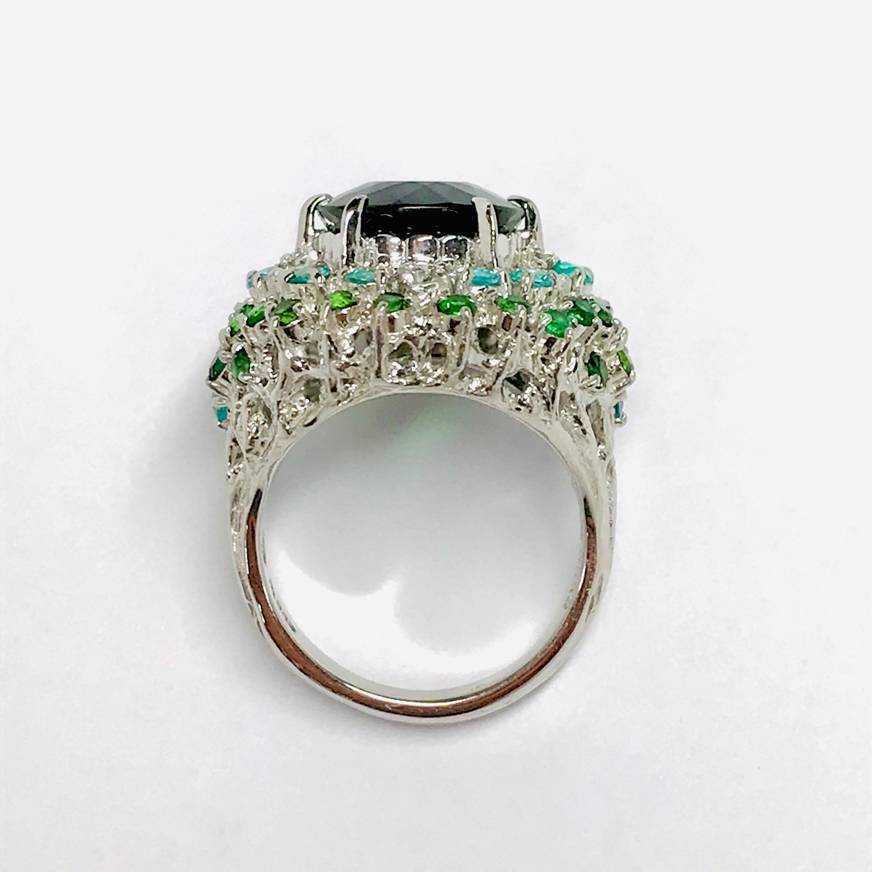 Oval Cut Matsuzaki Platinum 9.85 Carat Oval Green Tourmaline Paraiba Diamond Ring For Sale