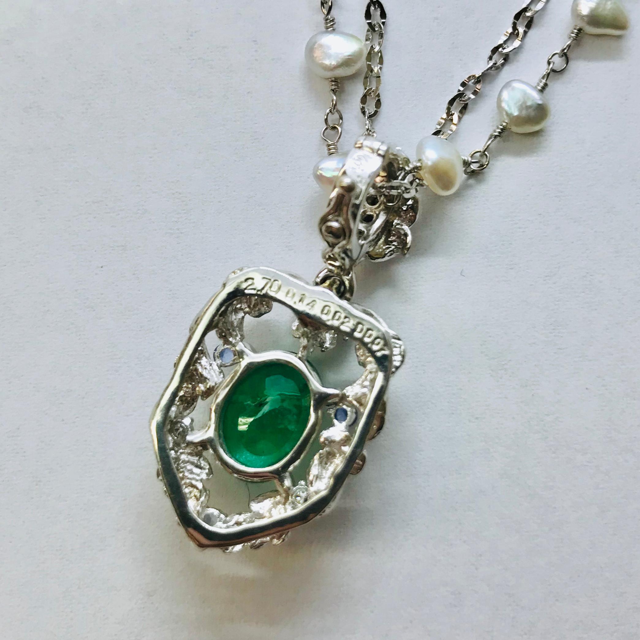 Matsuzaki PT900/K18 Oval Cabochon Emerald Pendant Necklace In New Condition For Sale In Tokyo, JP