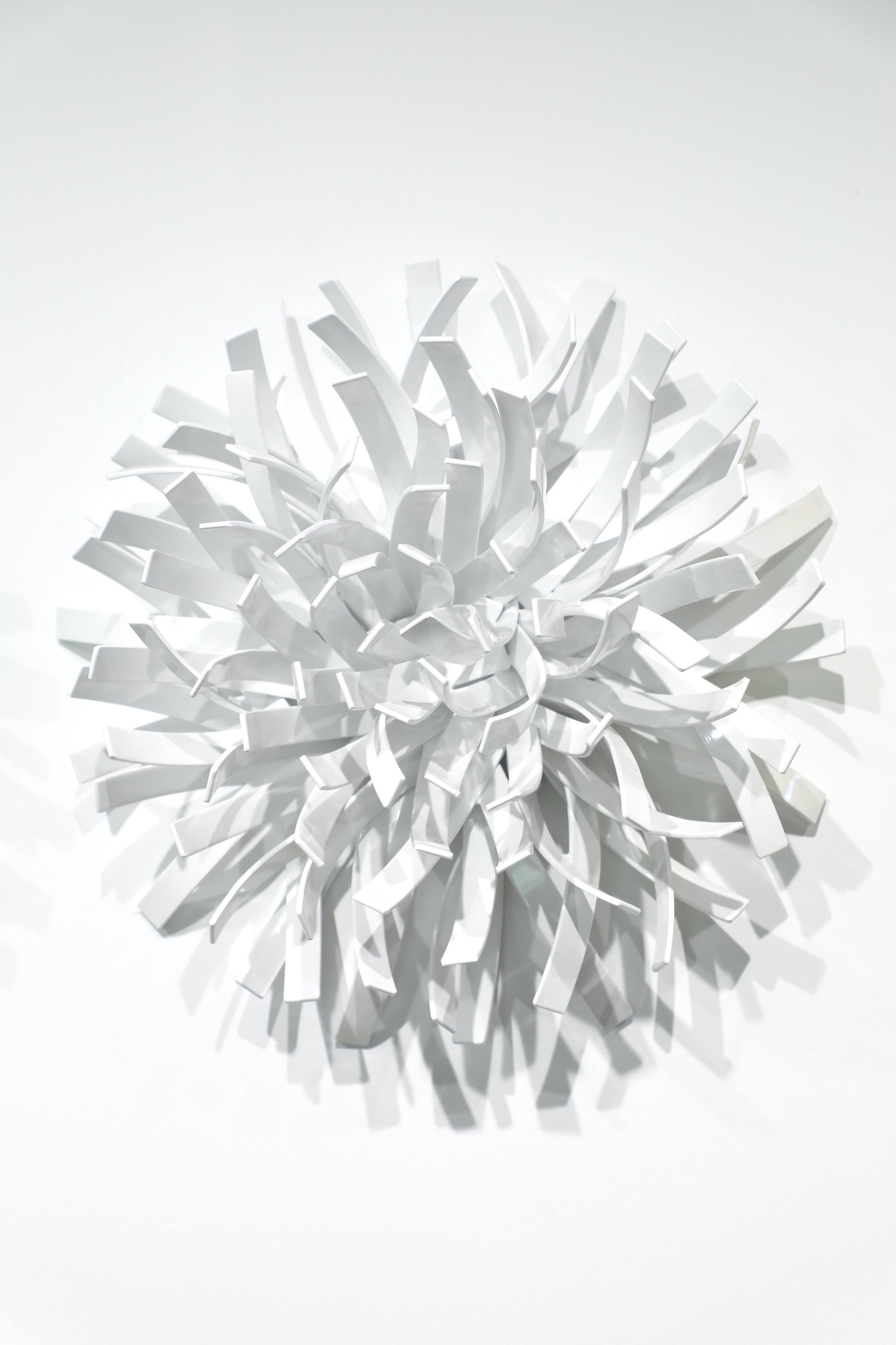 MATT DEVINE
"Anemones #3 (White)"
Steel with Powdercoat (Indoor Only)
17 x 17 x 6 in. 
*Can be installed on wall or placed on table*


Matt Devine is a self-taught sculptor working with steel, aluminum and bronze. Born and raised in Salem,
