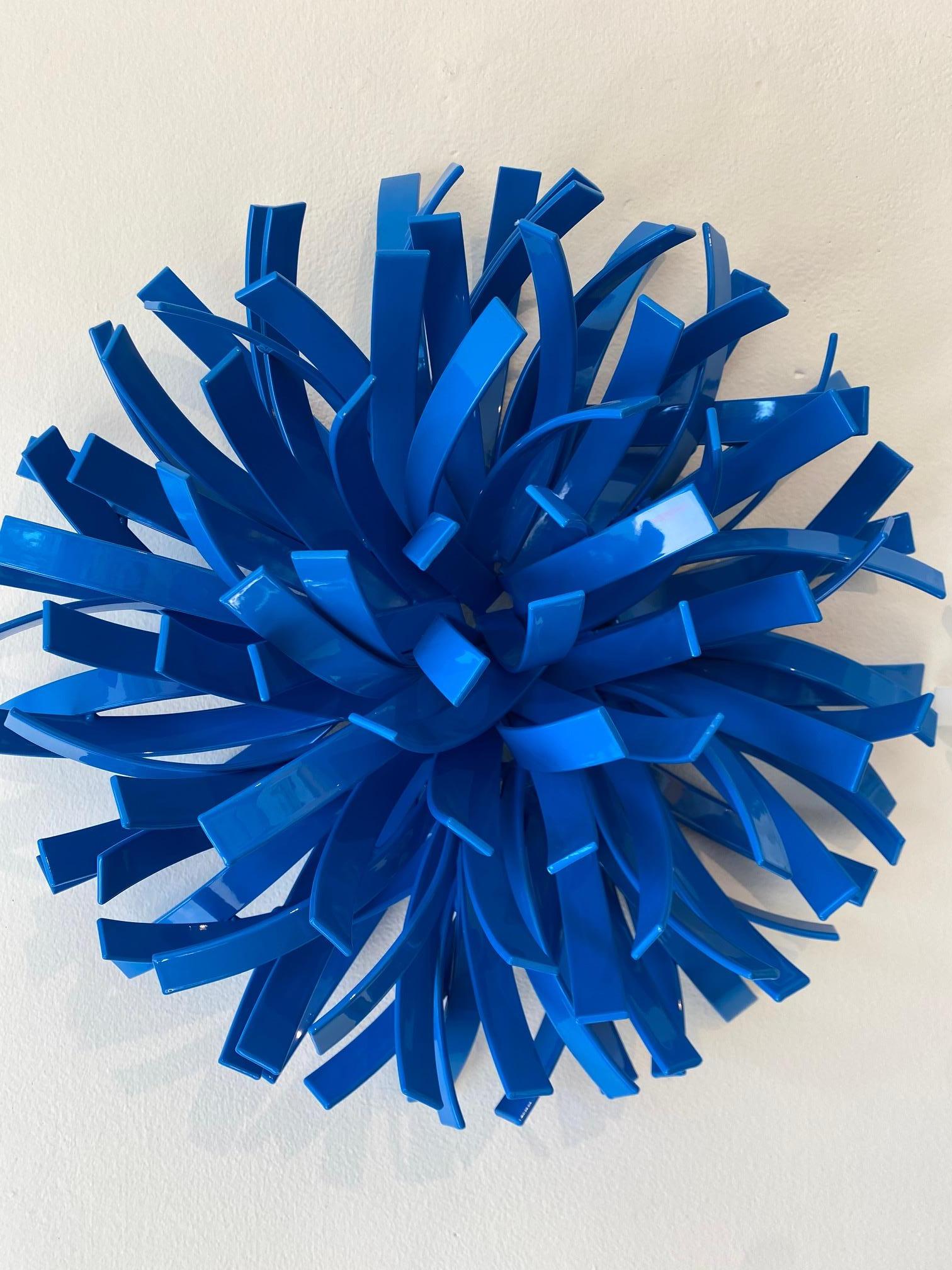 Anemone (Blue)_Indoor Sculpture, Abstract_Matt Devine_Steel/Powdercoat 4