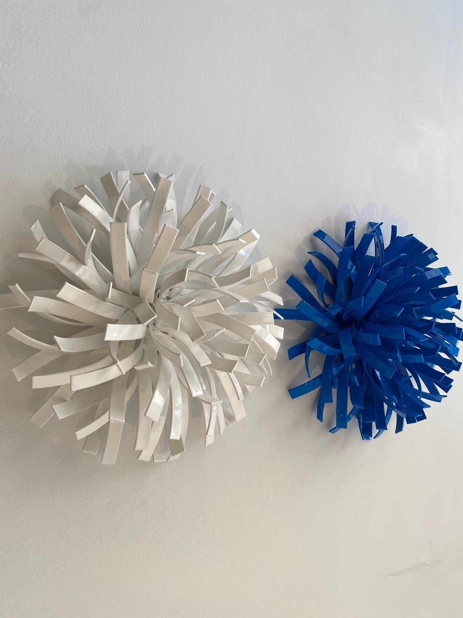 Anemone (Blue)_Indoor Sculpture, Abstract_Matt Devine_Steel/Powdercoat 5