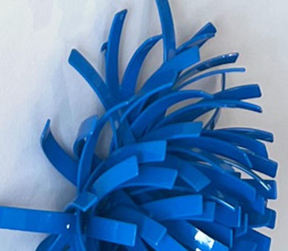 Anemonen #3 (Blau), Indoor Skulptur, Abstrakt_Matt Devine_Stahl/Pulverbeschichtung im Angebot 7
