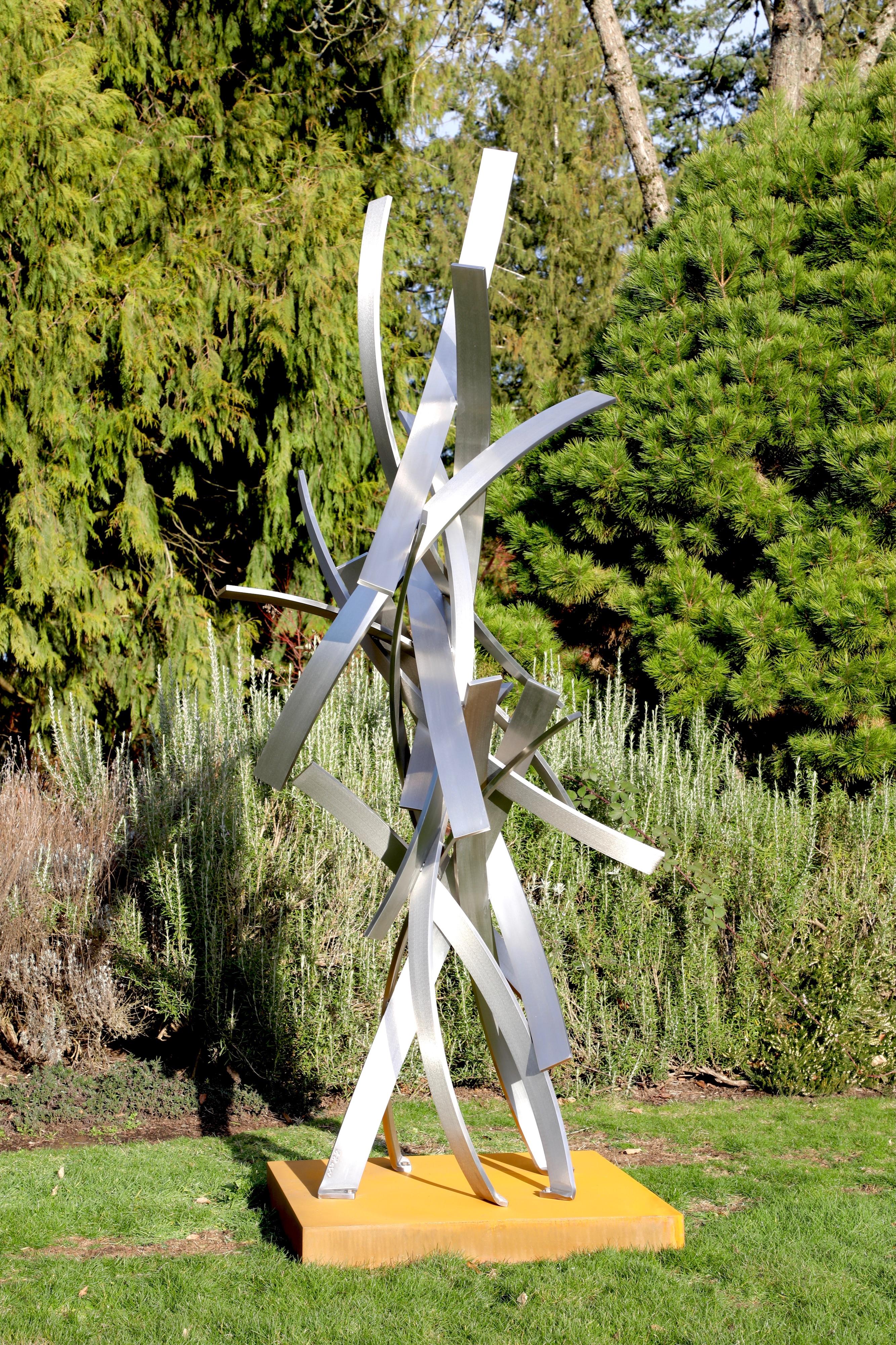 Large, freestanding sculpture by Matt Devine. With strong line work and comprised of repeated, distinct shapes, "Time Fades Away" can also be placed indoors and outdoors. 

MATT DEVINE
"Time Fades Away"
100 x 40 x 36 in.
Brushed Stainless Steel with