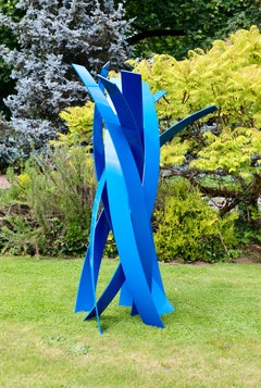 Escultura de interior/exterior_Abstracta_de_Aluminio_Little Boy Azul, Matt Devine