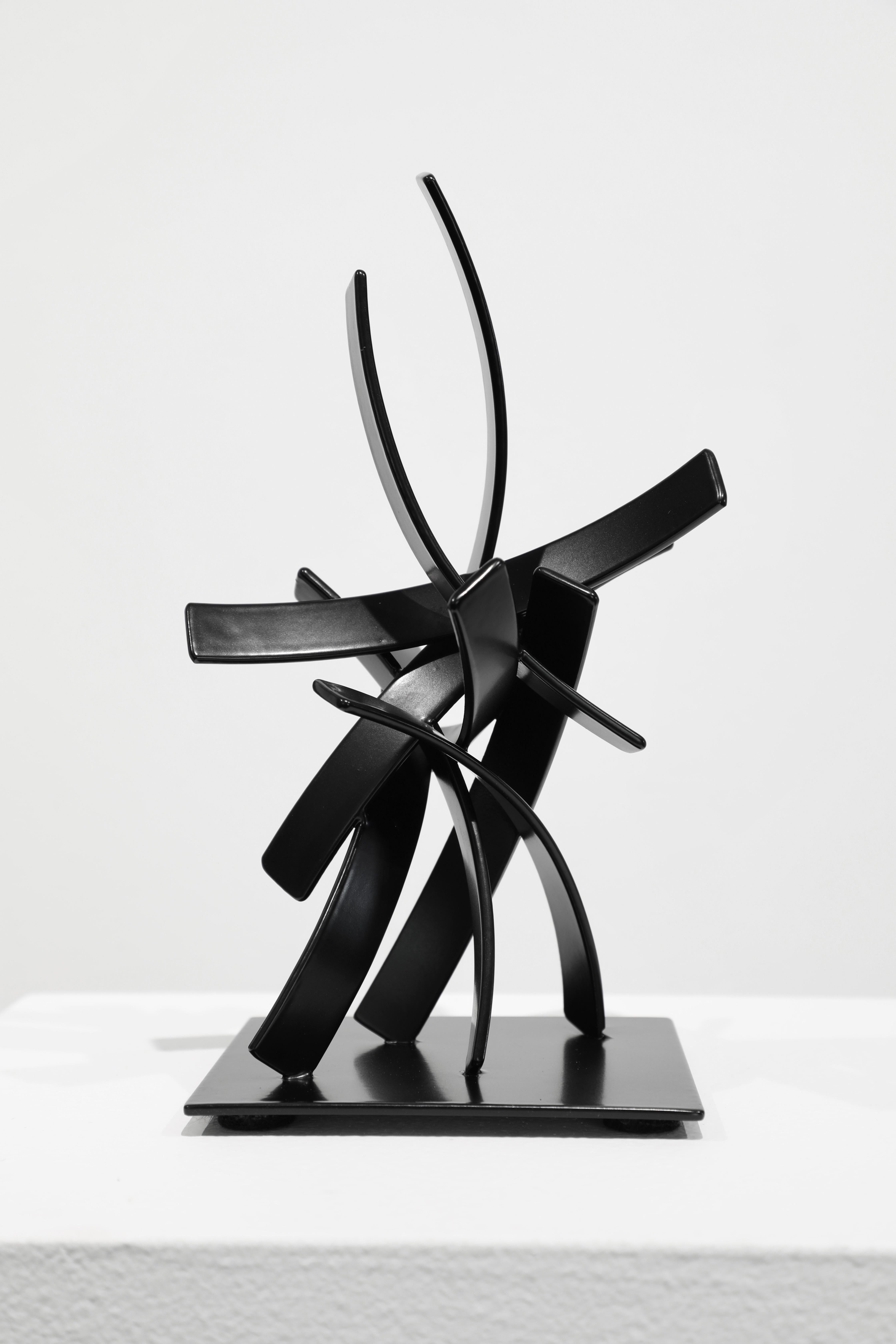 Matt Devine Abstract Sculpture - Upwell Study #3