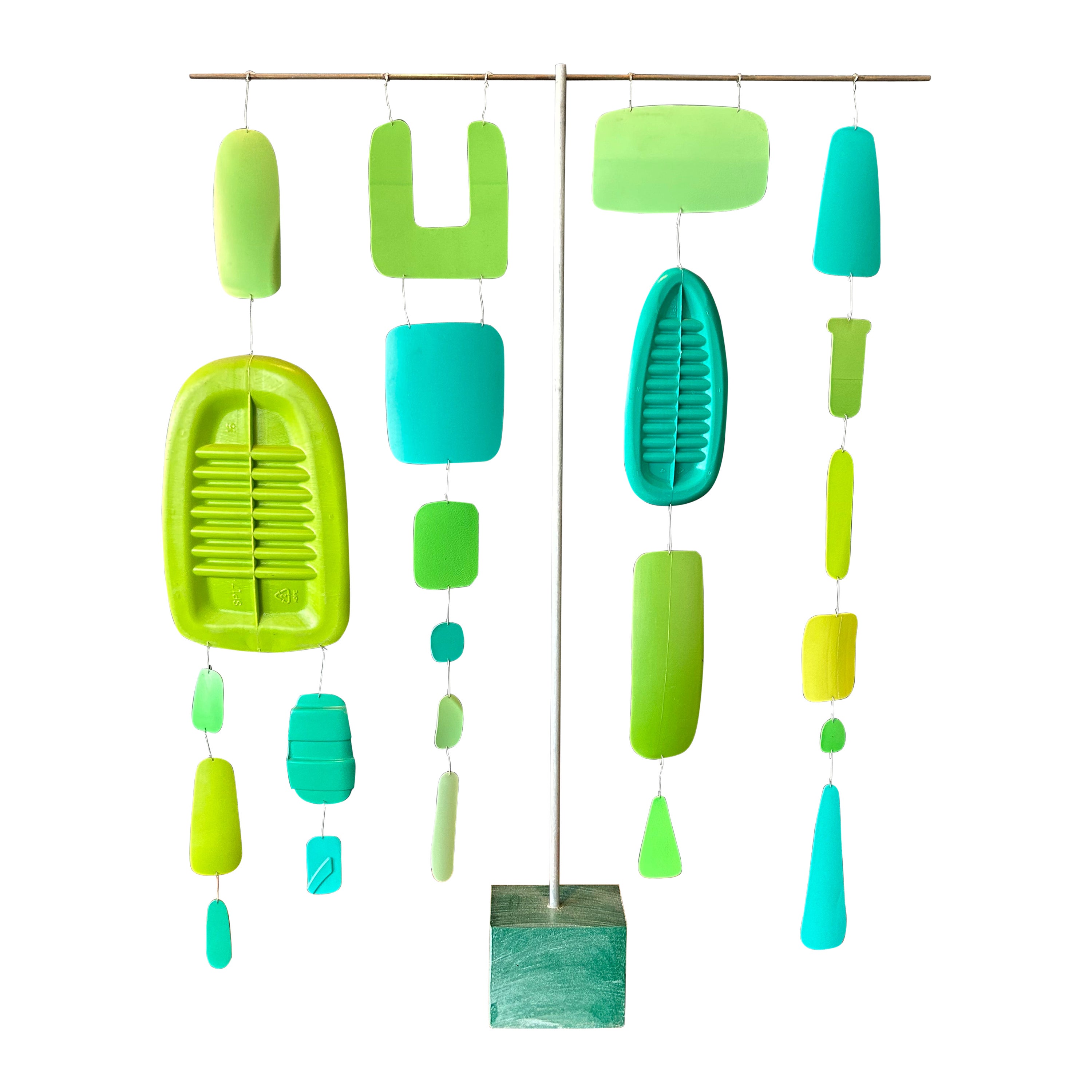 Matt Magee Green ‘Hanger’ Sculpture