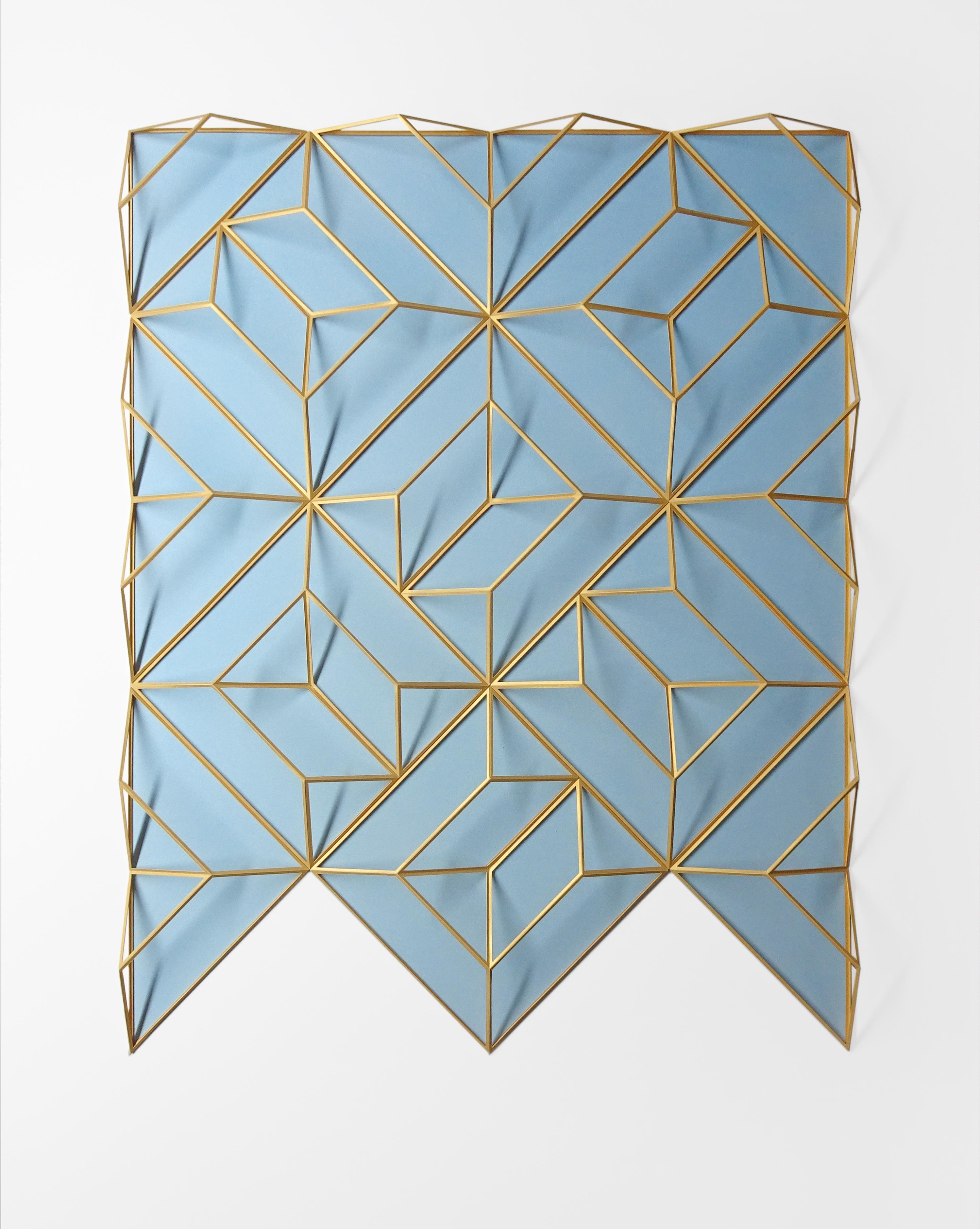 Abstract Sculpture Matt Shlian - Sculpture en papier abstraite contemporaine SCSC 38 Gold Blue 2, 2021