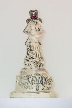 Il Grand Tourest, terracotta bianca, colori sottosmalto e lustro di platino