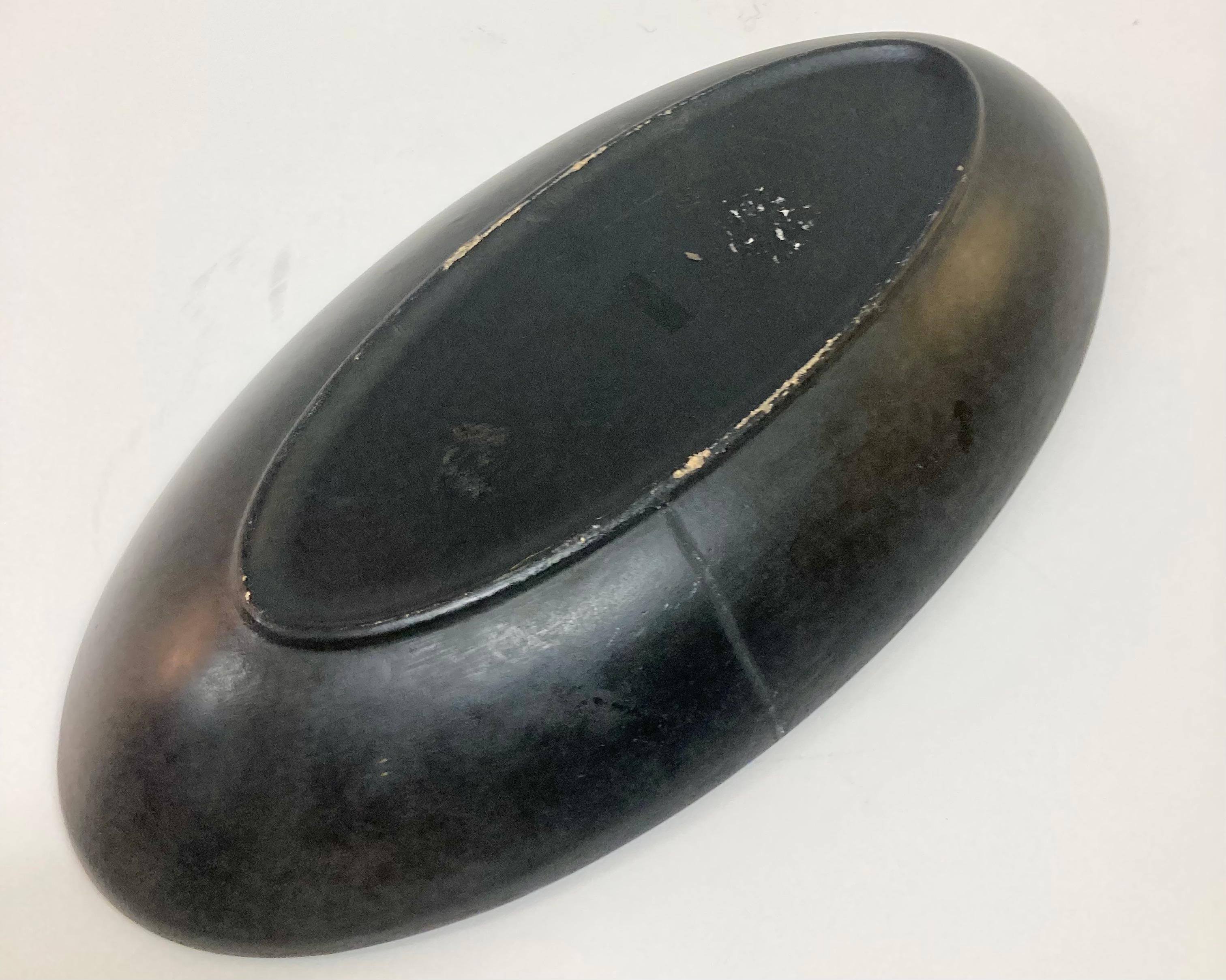 Mattschwarzer Lack Wood French Oval Modern Dish im Angebot 2