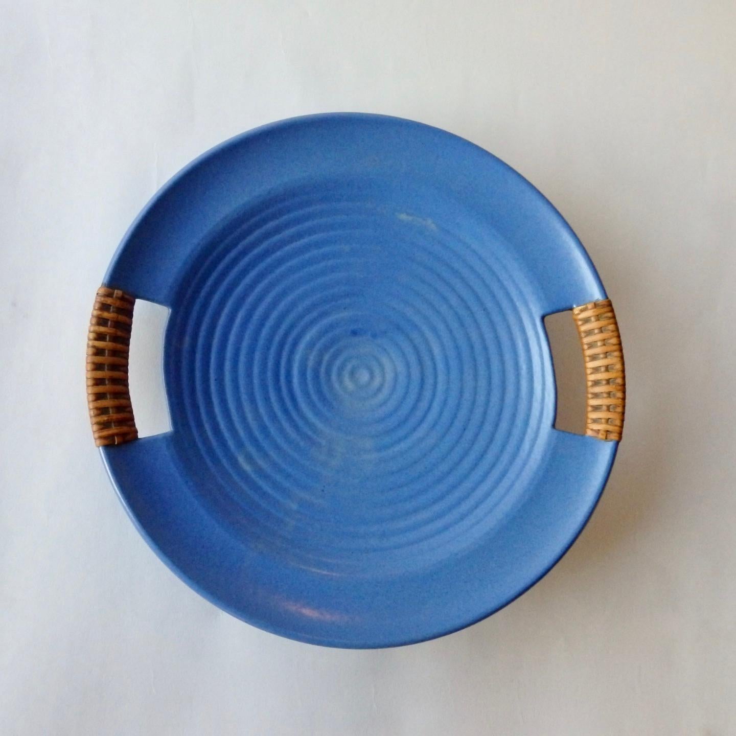 Matte Blue Glaze Telmarck California Modern Pottery Serving Tray In Good Condition In Ferndale, MI