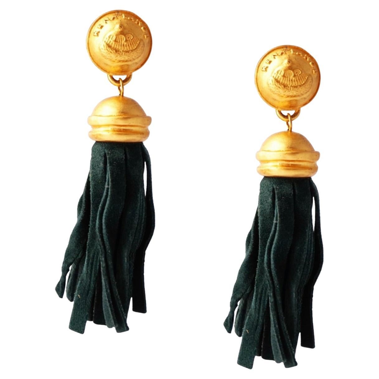 Orecchini con nappe in oro opaco e camoscio verde di Rena Lange, anni 
90 in vendita