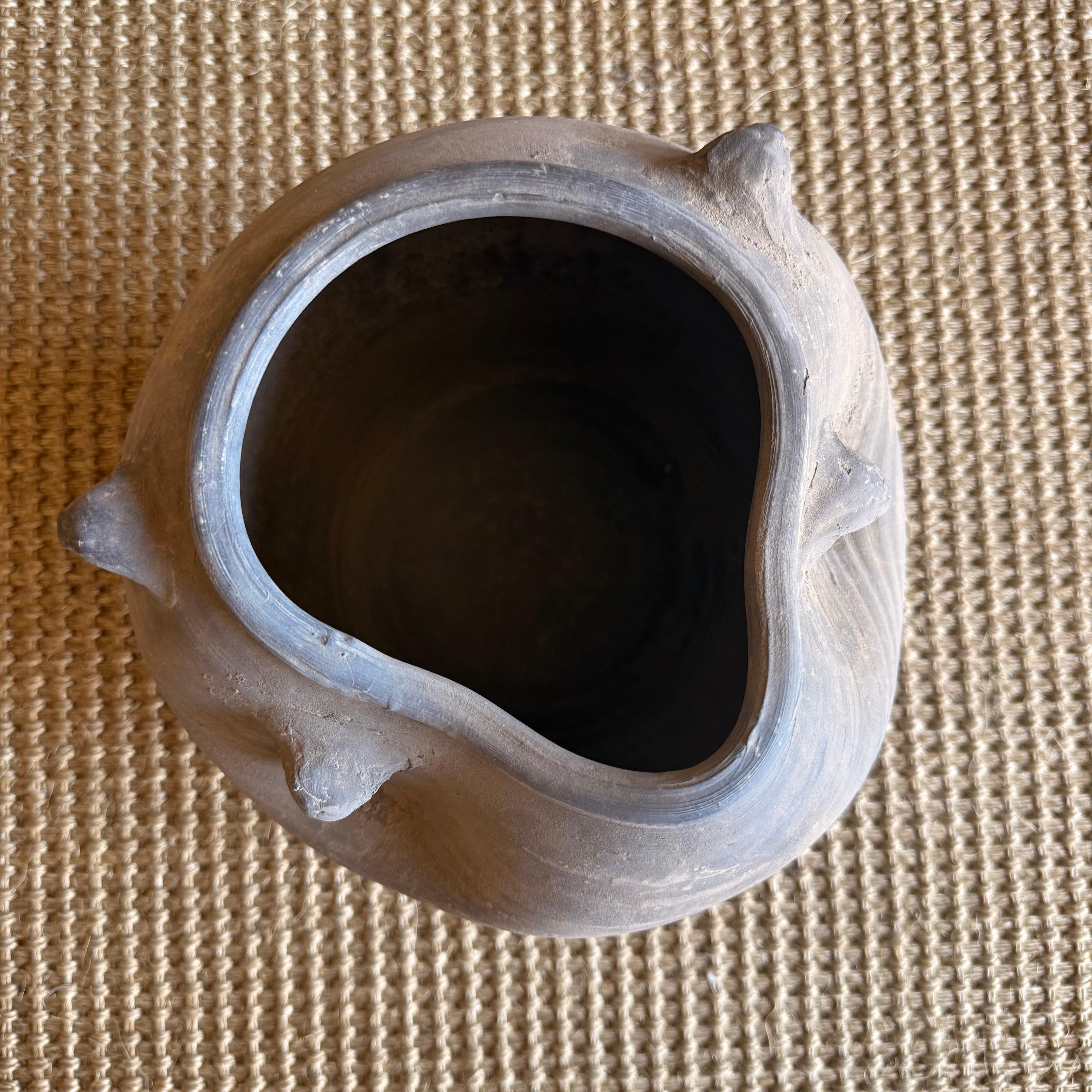 Matte Gray Wabi Sabi Pottery For Sale 1