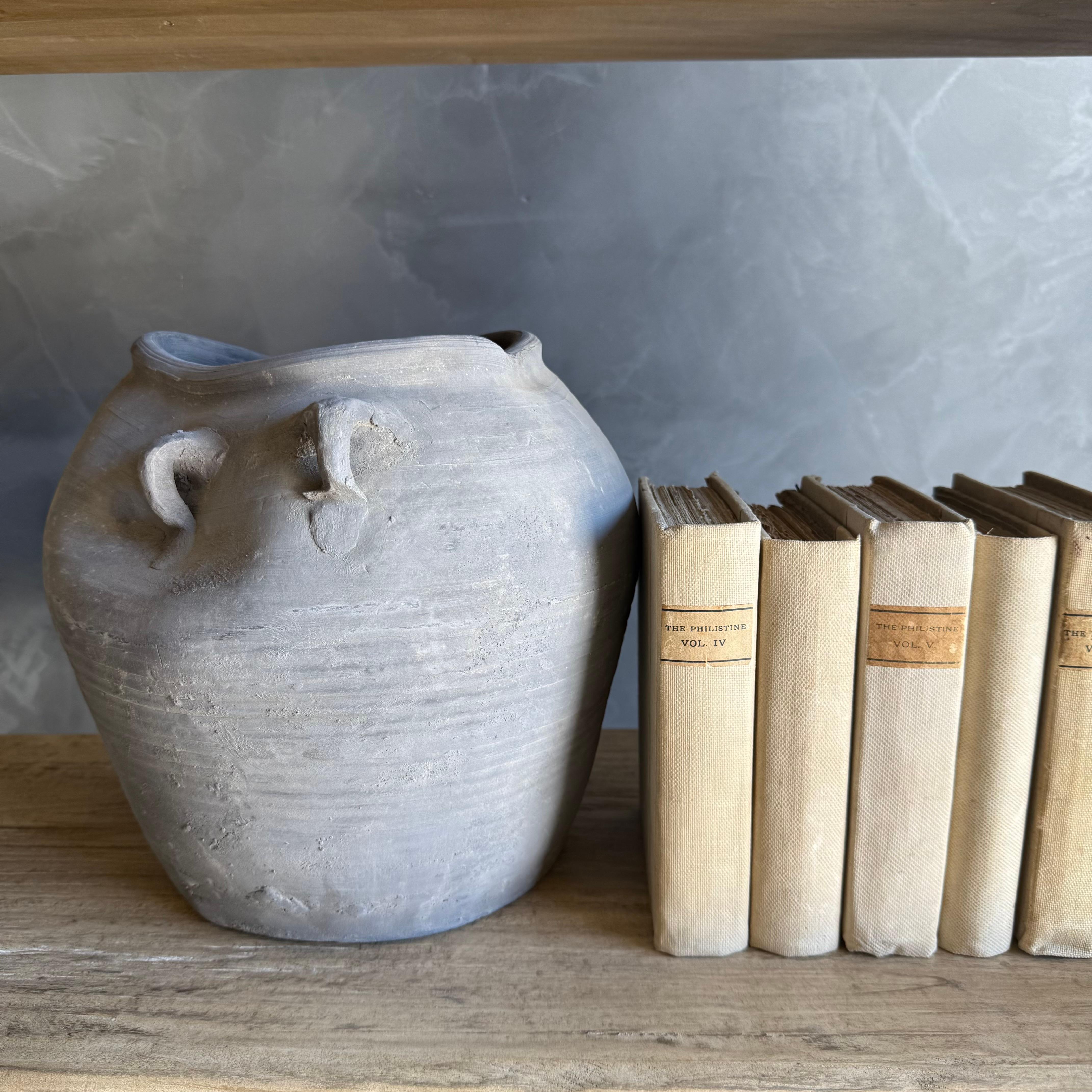 Matte Gray Wabi Sabi Pottery For Sale 3