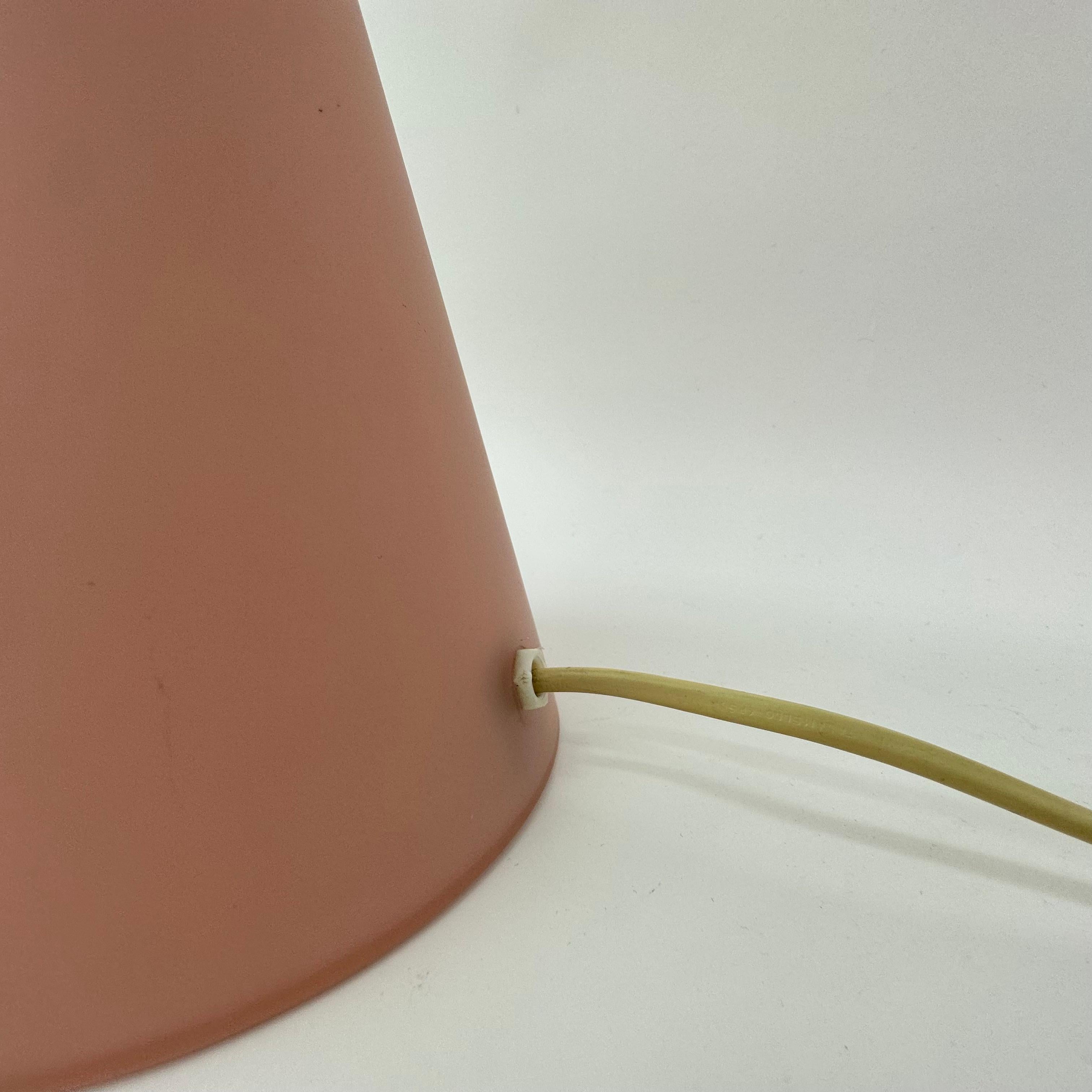 Matte Pink Glass SCE Teepee Table Lamp, 1970s, France For Sale 5