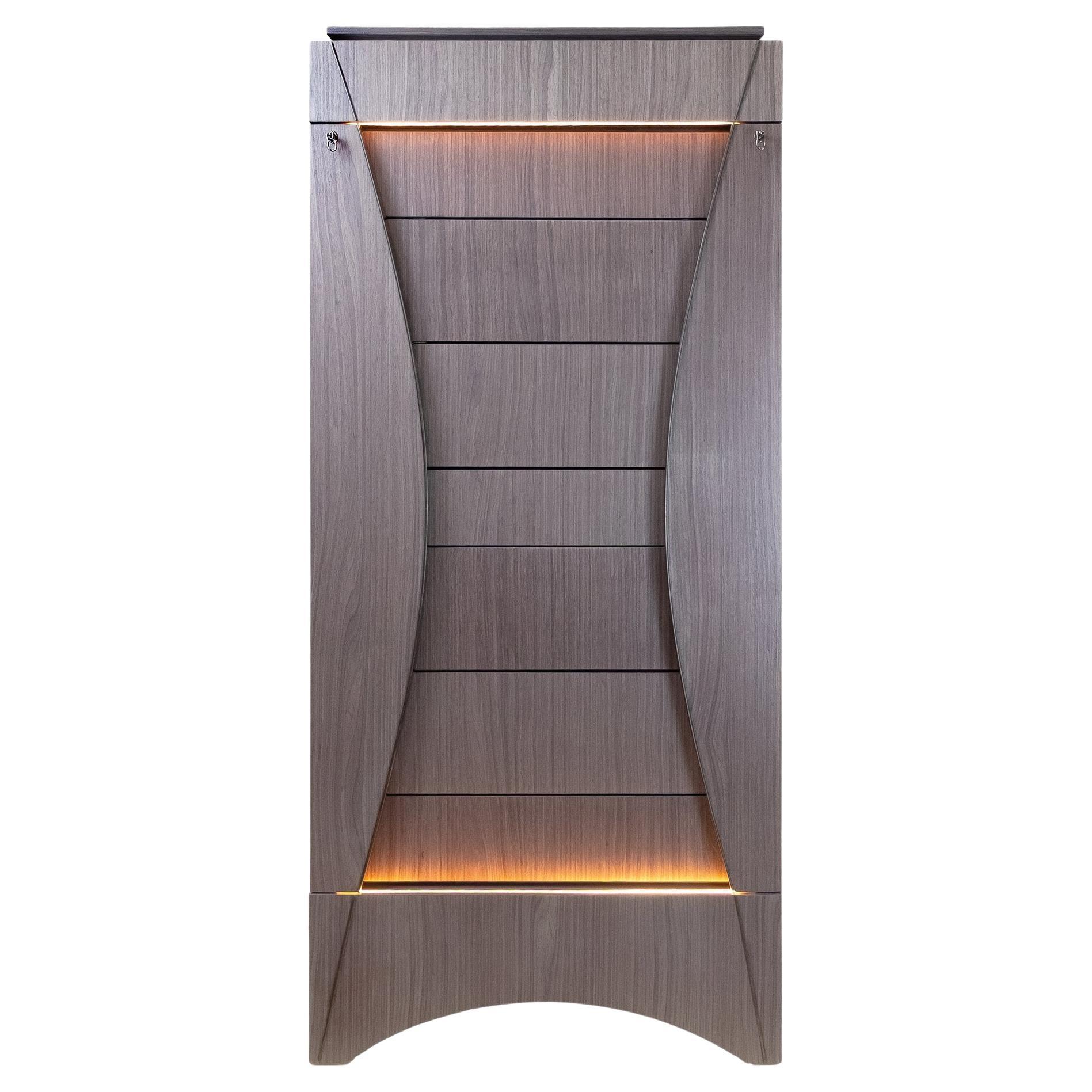 Matte Pulver Eiche Schrank im Angebot