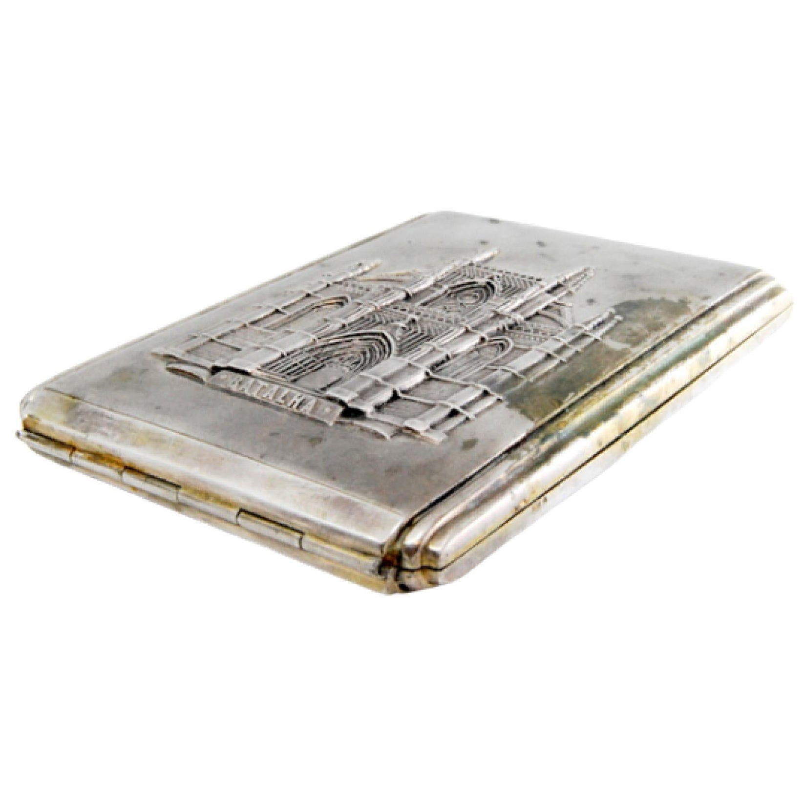 Matte silver case with Batalha Monastery relief and gold interior