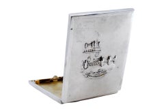 Matte silver case with Belém Tower relief on hinged lid