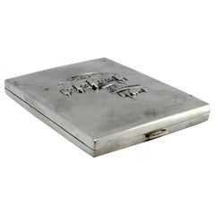 Matte silver case with Belém Tower relief on hinged lid