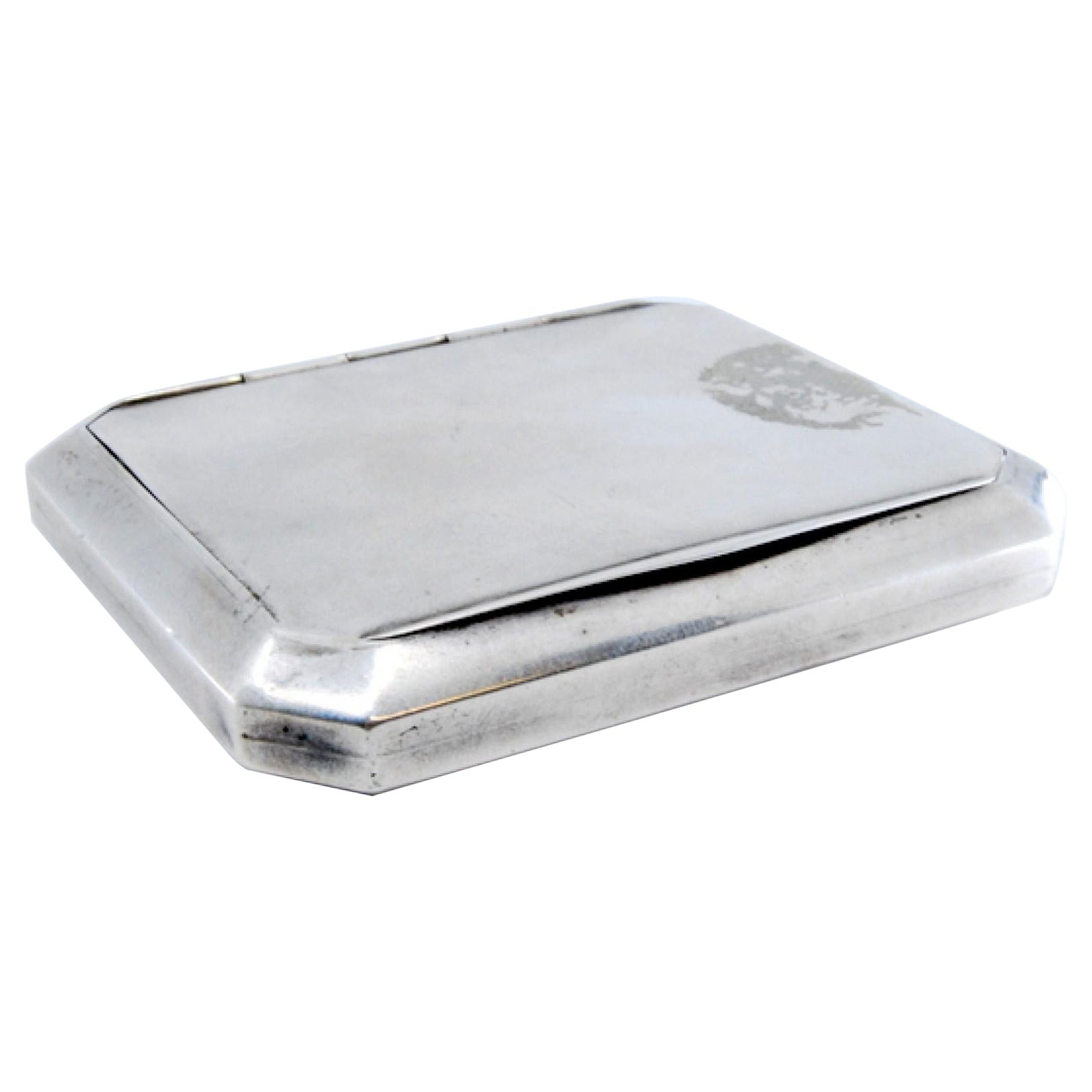 Matte silver cigarette case with cut corners, paper holder and hinged lid