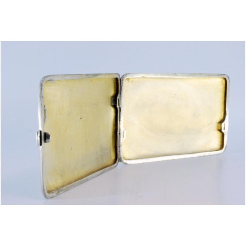 Argent Matte silver cigarette case with gold interior and hinged lid en vente