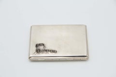 Zigarettenetui aus mattem Silber mit Reliefs des Belém-Turms