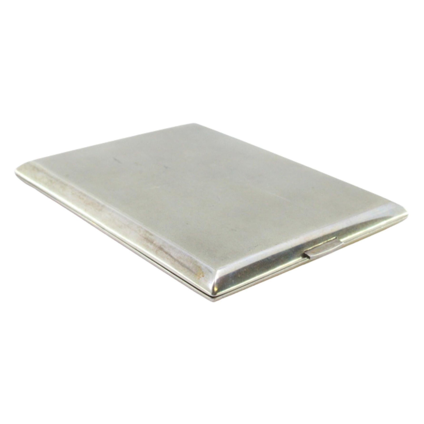 Matte silver cigarette case with smooth trim and gold interior