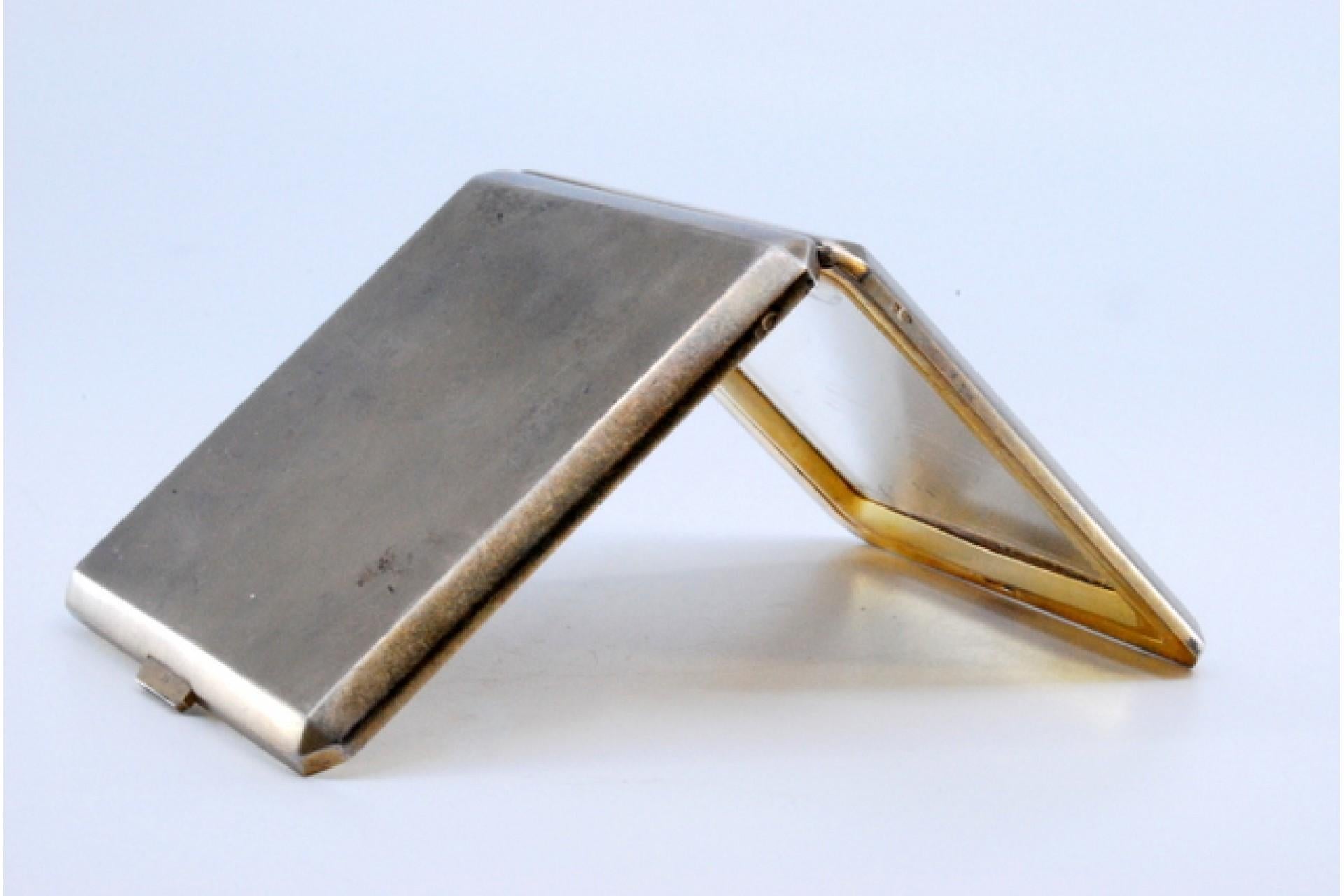 20th Century Matte silver toiletry box with mirror and gold interior For Sale