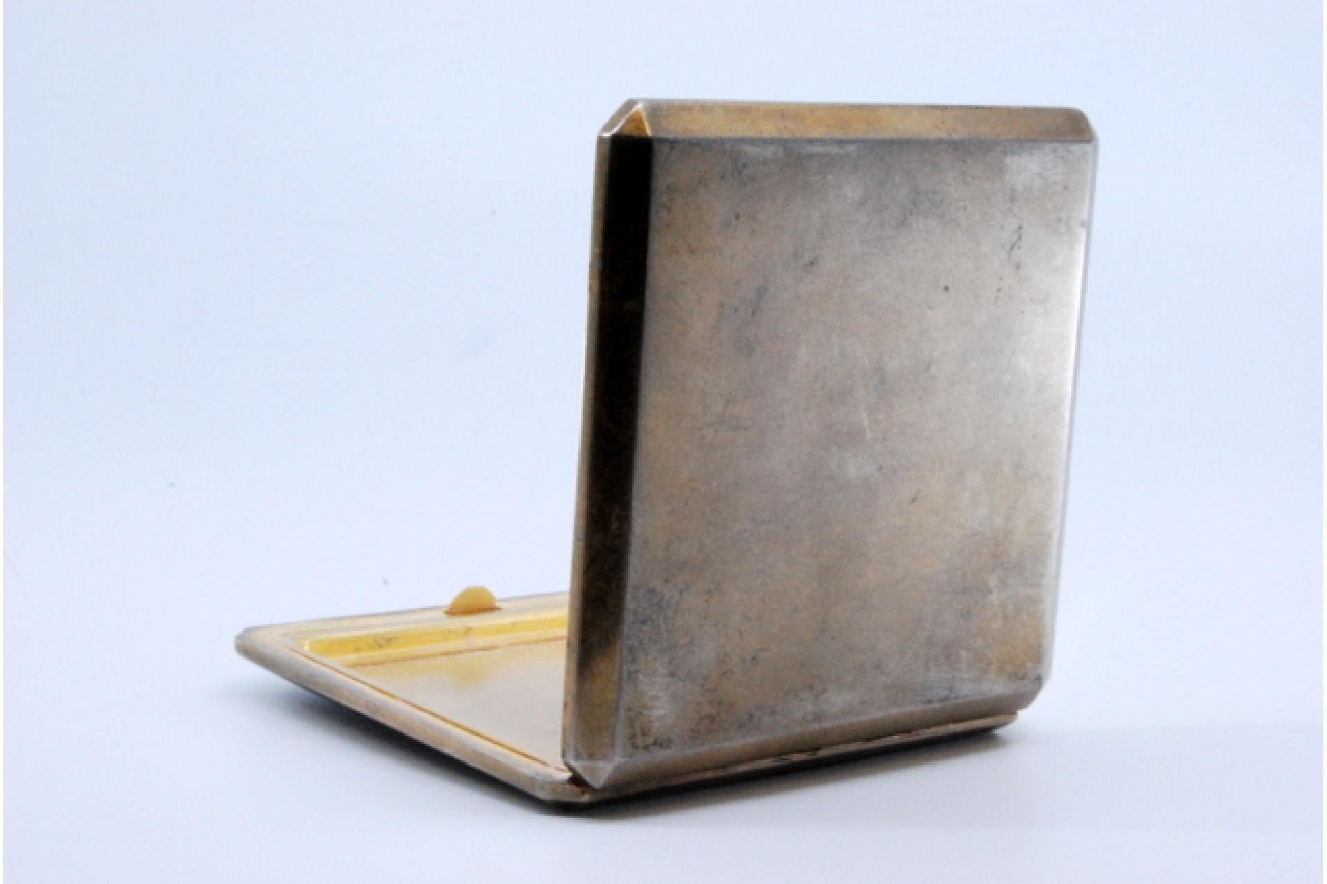 Silver Matte silver toiletry box with mirror and gold interior For Sale