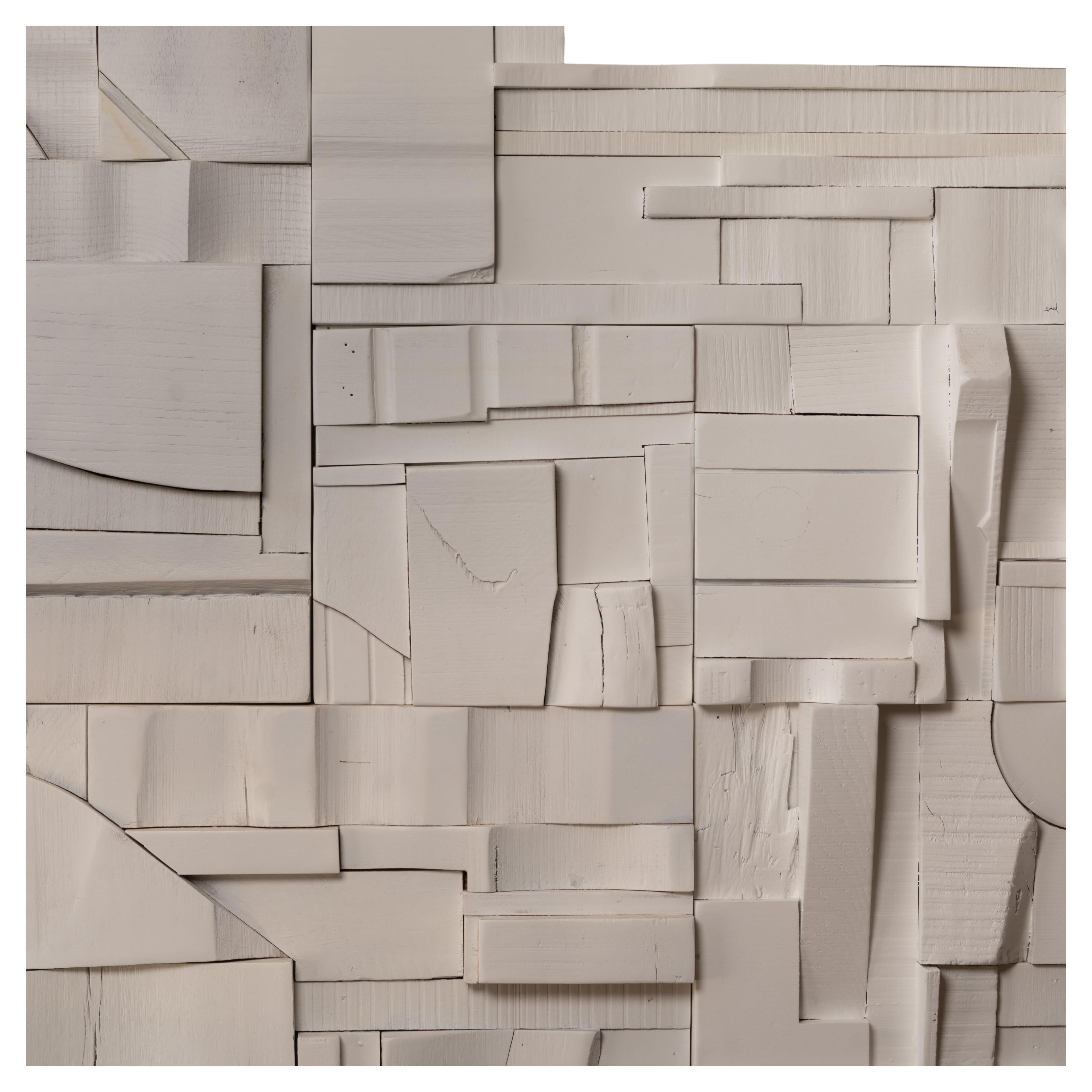 Collage sculptural blanc mat, œuvre d'art murale en bois recyclé en vente