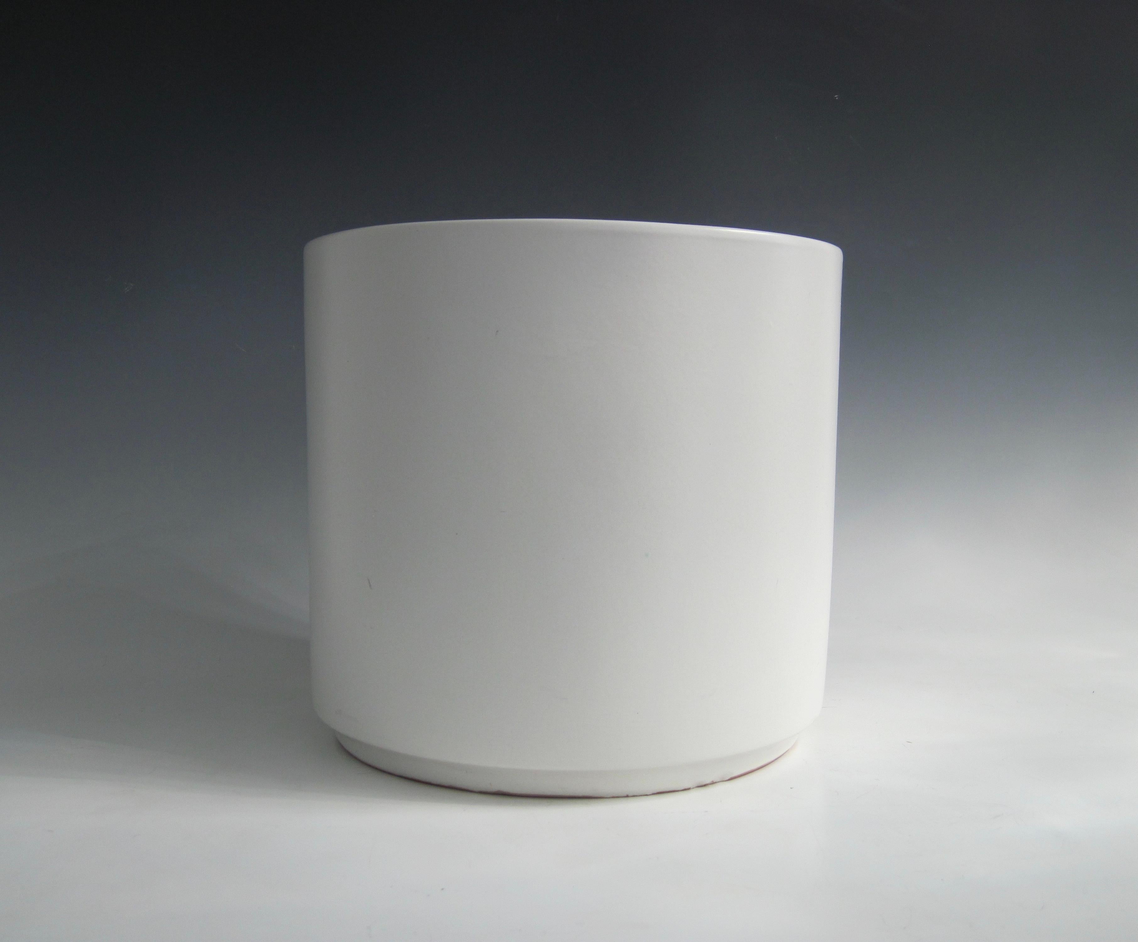 Minimalist Matte White Glazed Terra Cotta Planter Pot For Sale