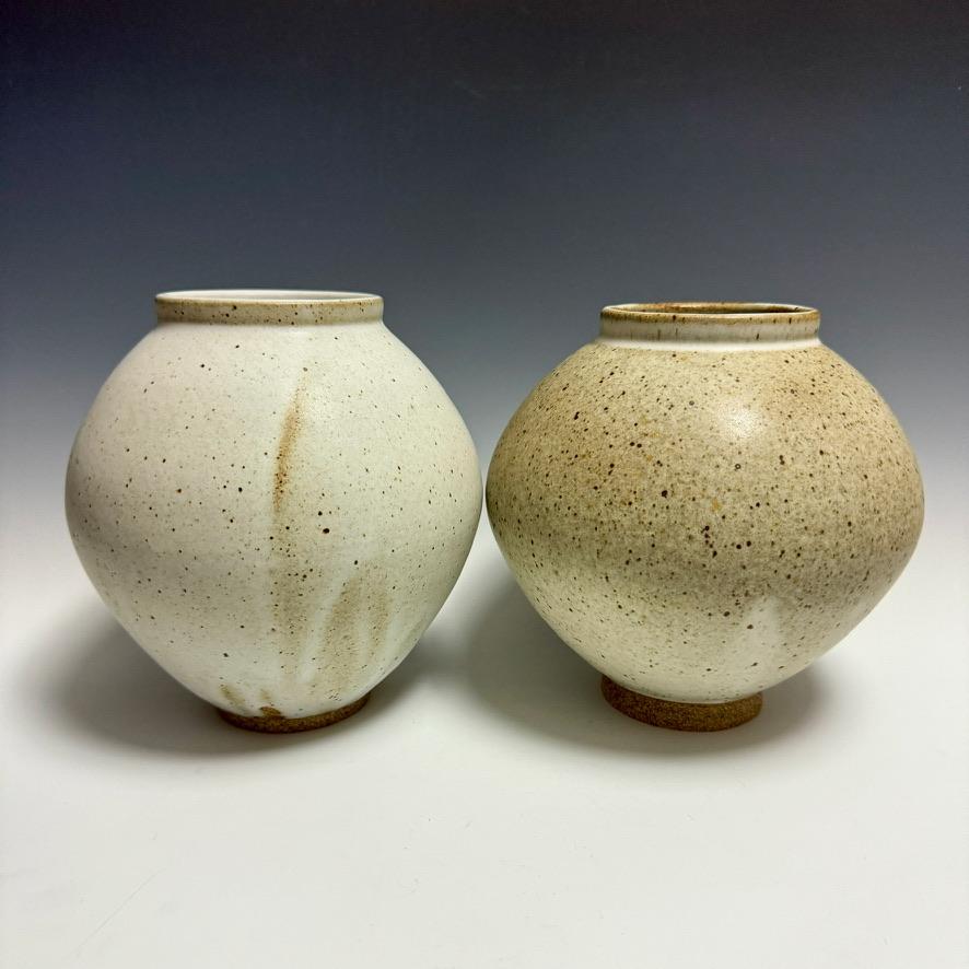 Matte White Speckled Ceramic Moon Jar by Jason Fox For Sale 2