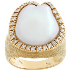 Vintage Matte yellow gold Baroque pearl ring surrounded by diamonds