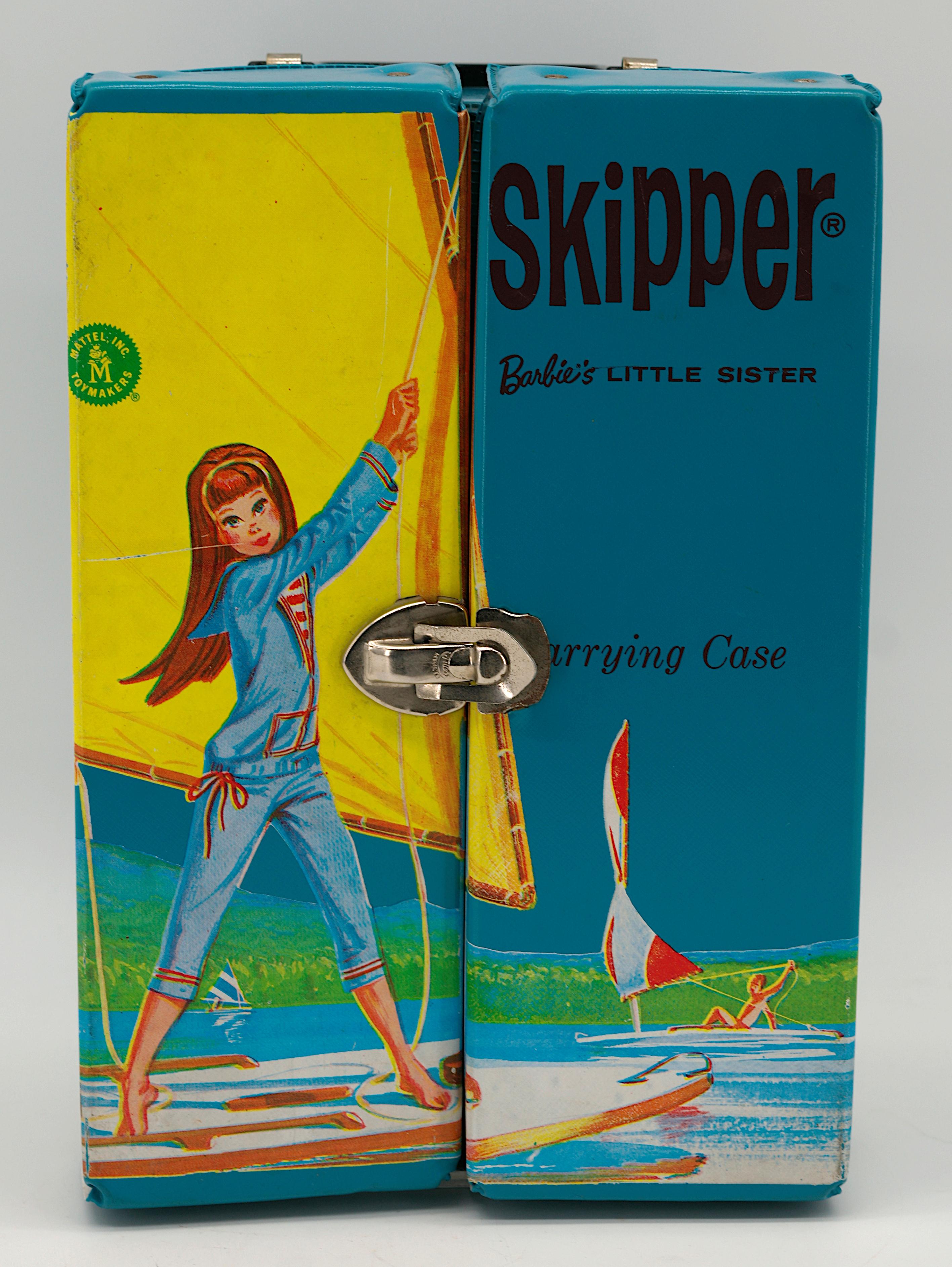 Mallette de transport Mattel pour Skipper avec poupée Skipper et tenues d'origine, Barbie 1964 État moyen - En vente à Saint-Amans-des-Cots, FR