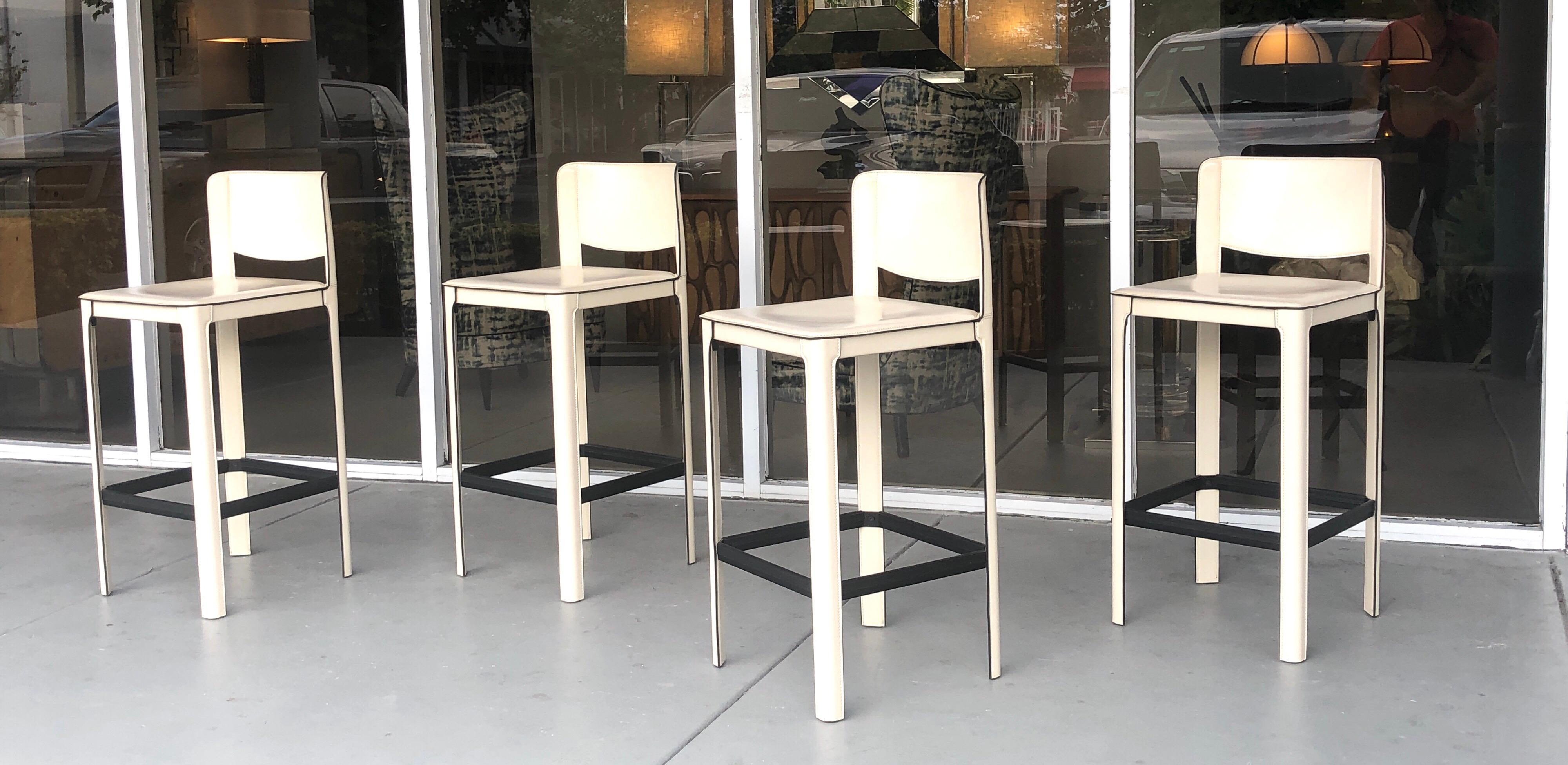 Matteo Grassi 4 Stiched Leather Barstools In Good Condition In Miami, FL