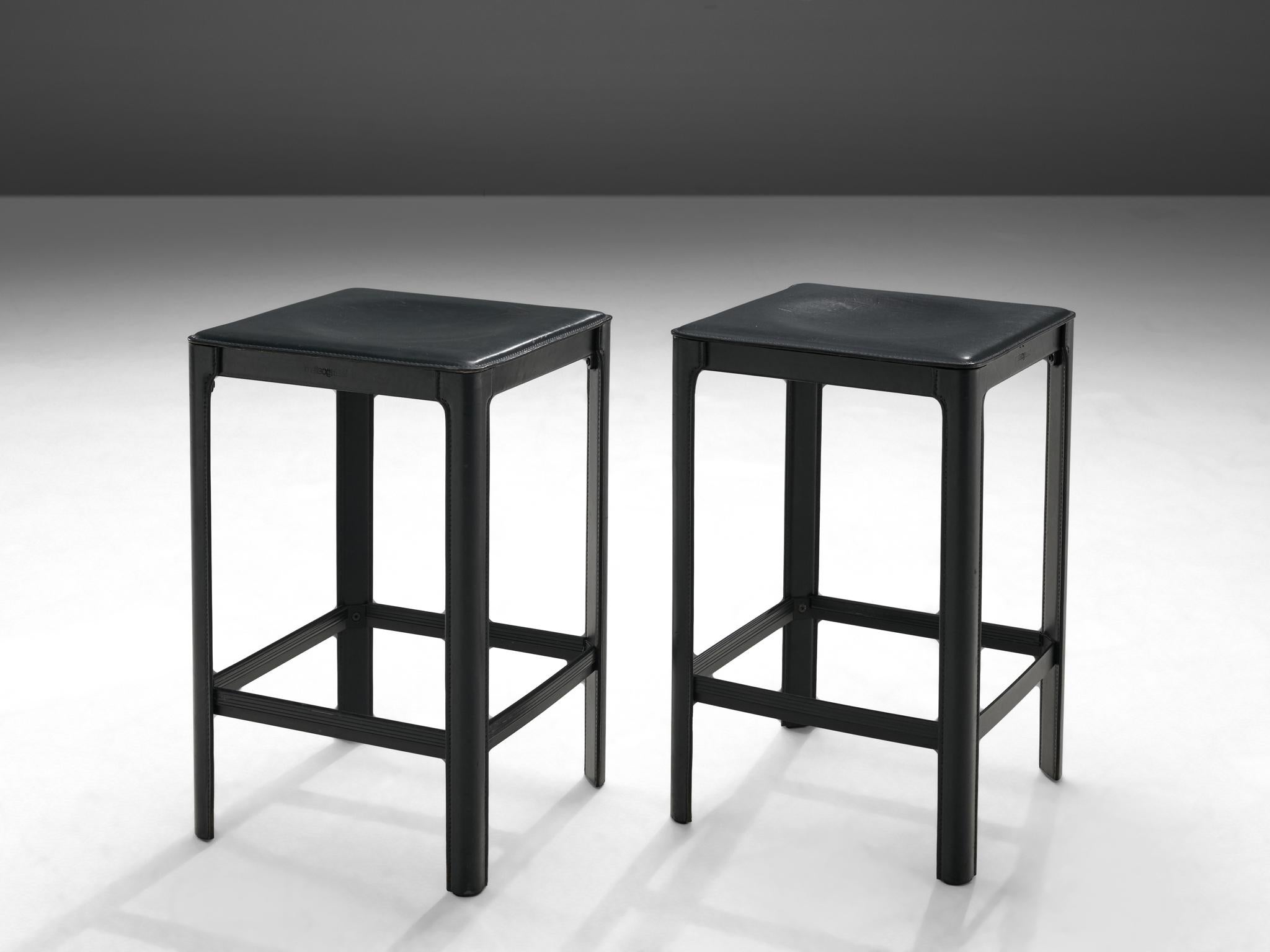 Matteo Grassi Bar Stools in Black Leather  In Good Condition For Sale In Waalwijk, NL