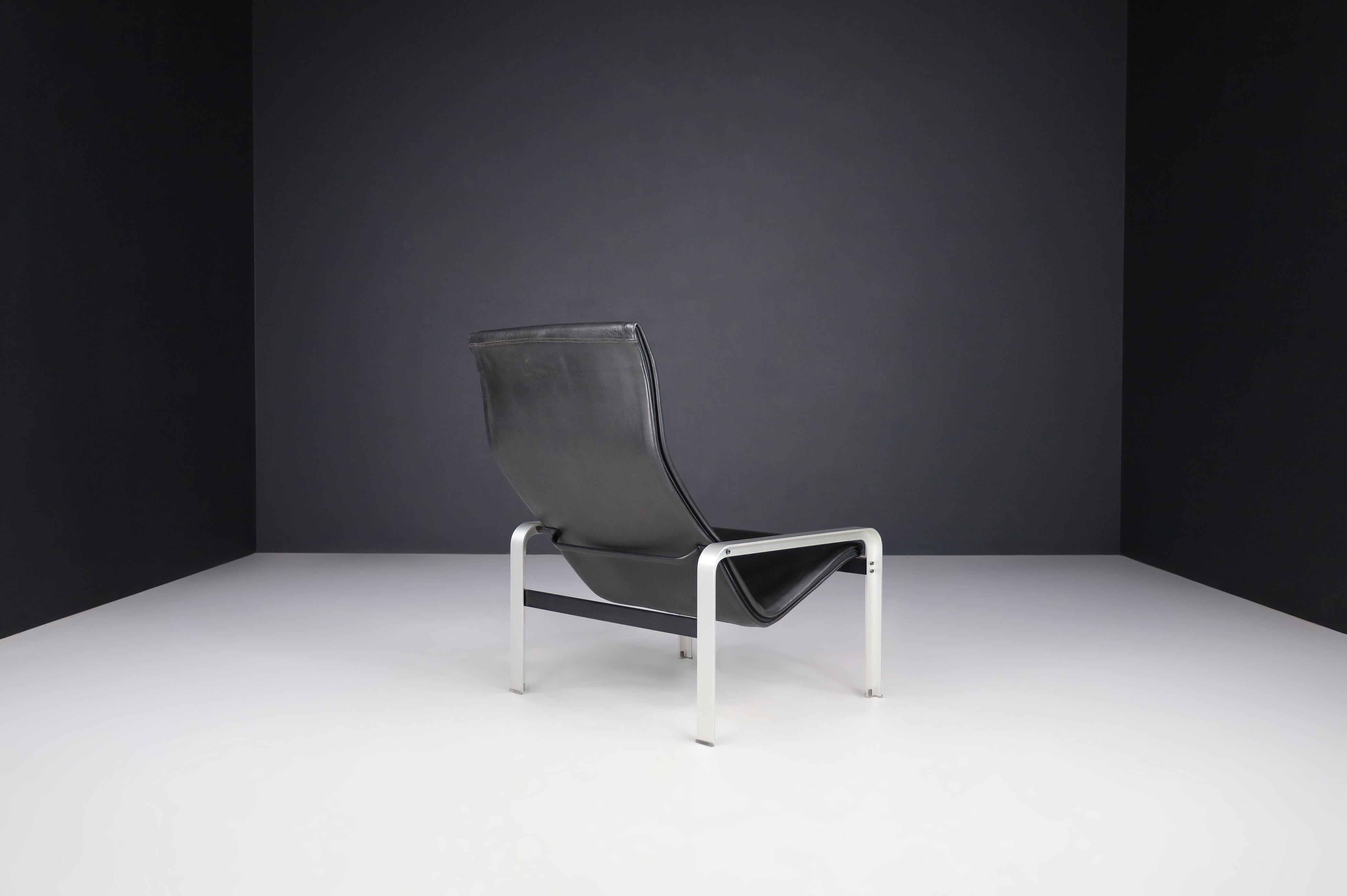 20th Century Matteo Grassi Black Leather Lounge Chair, Italy, 1970s For Sale