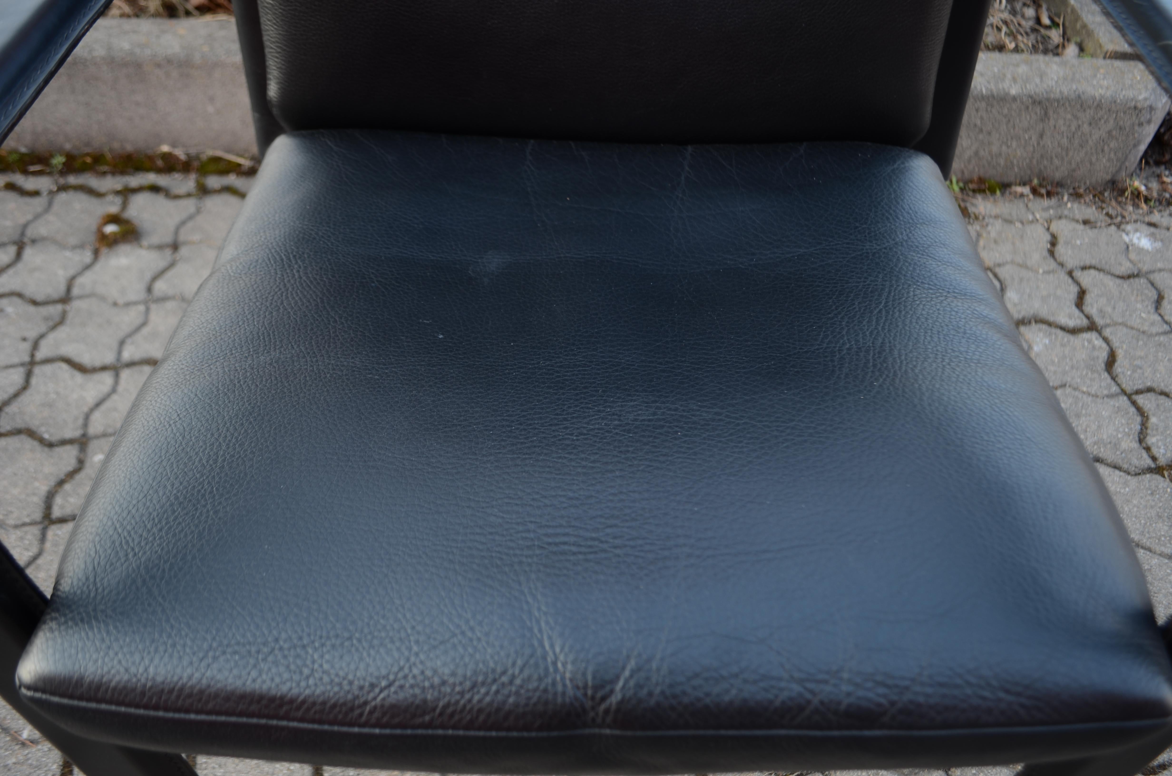 Foam Matteo Grassi Black Saddle Leather Chair Armchair Golfo Dei Poti For Sale