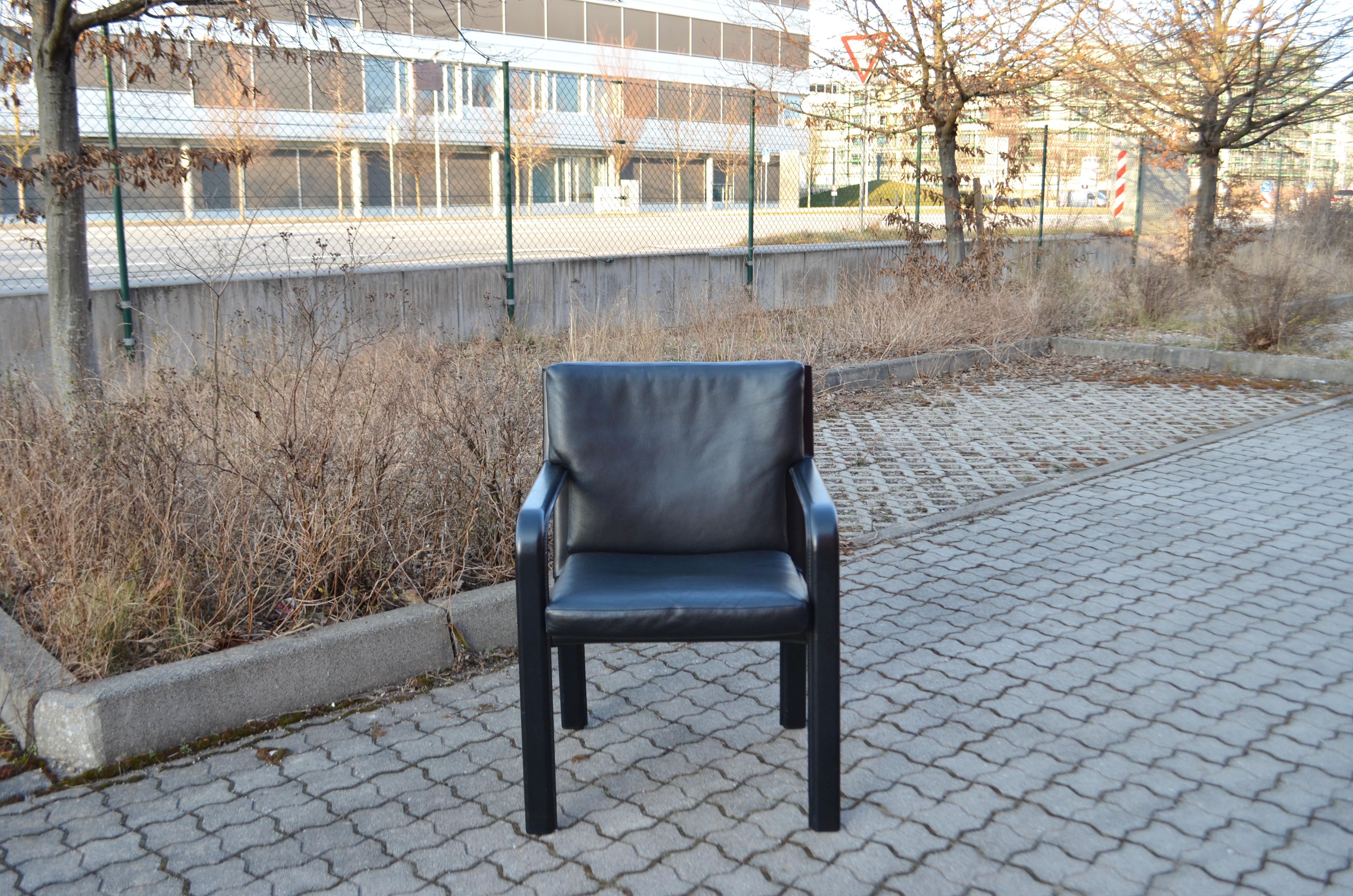 Italian Matteo Grassi Black Saddle Leather Chair Armchair Golfo Dei Poti For Sale