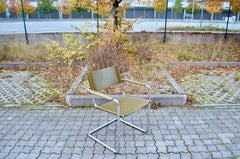 Matteo Grassi Cantilever MG Olive Green Leather Chair by Centro Studi