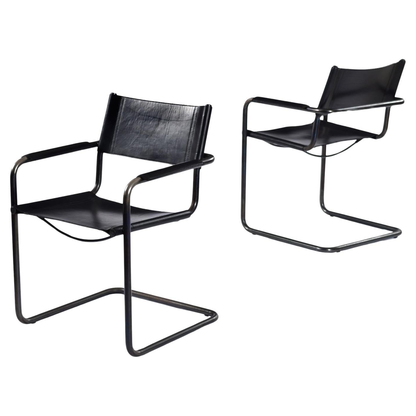 Matteo Grassi Cantilever MG5 Black Leather Chairs by Centro Studi For Sale
