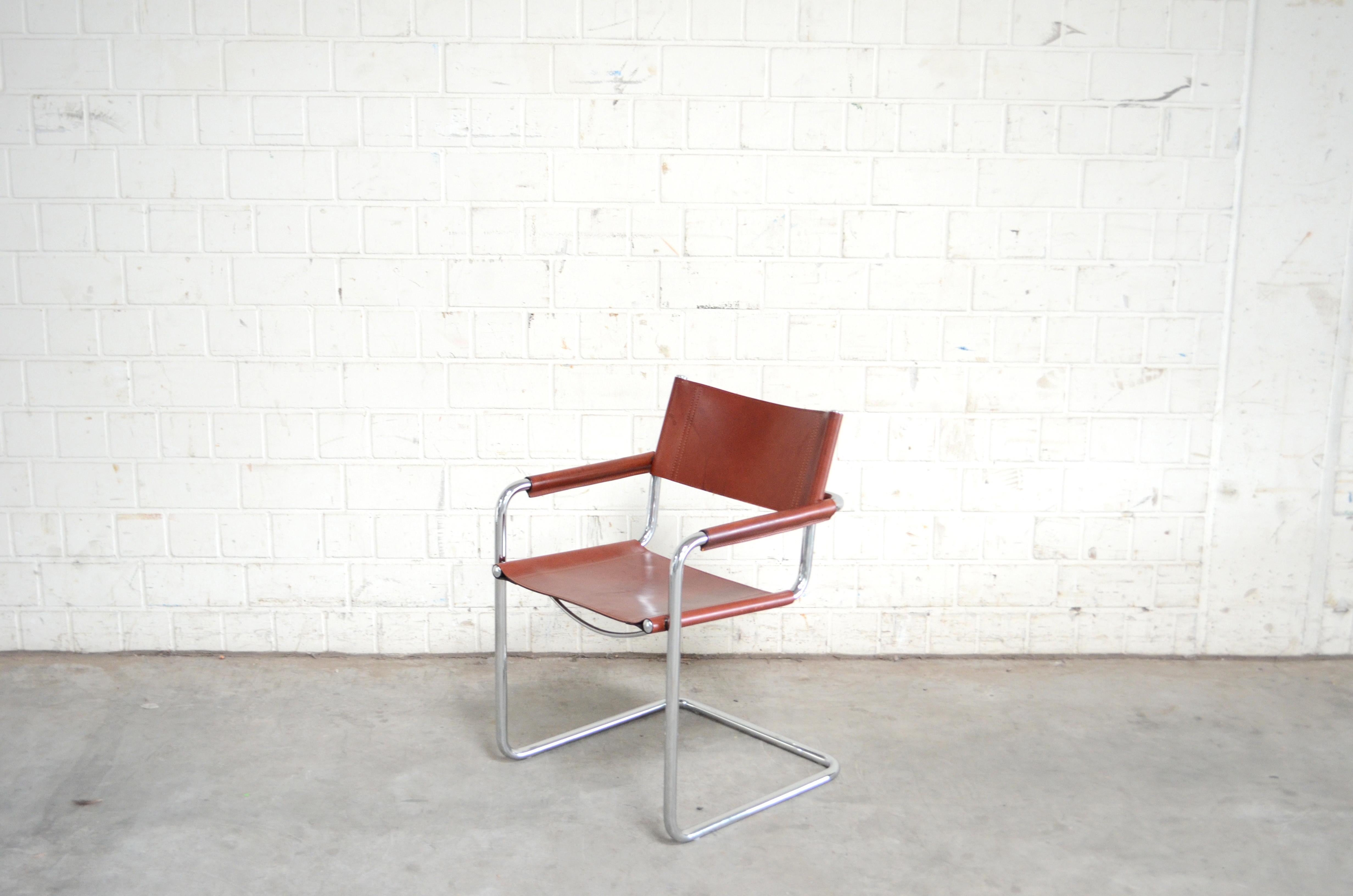 Matteo Grassi Cantilever MG5 leather Chair by Centro Studi Oxred Leather 5