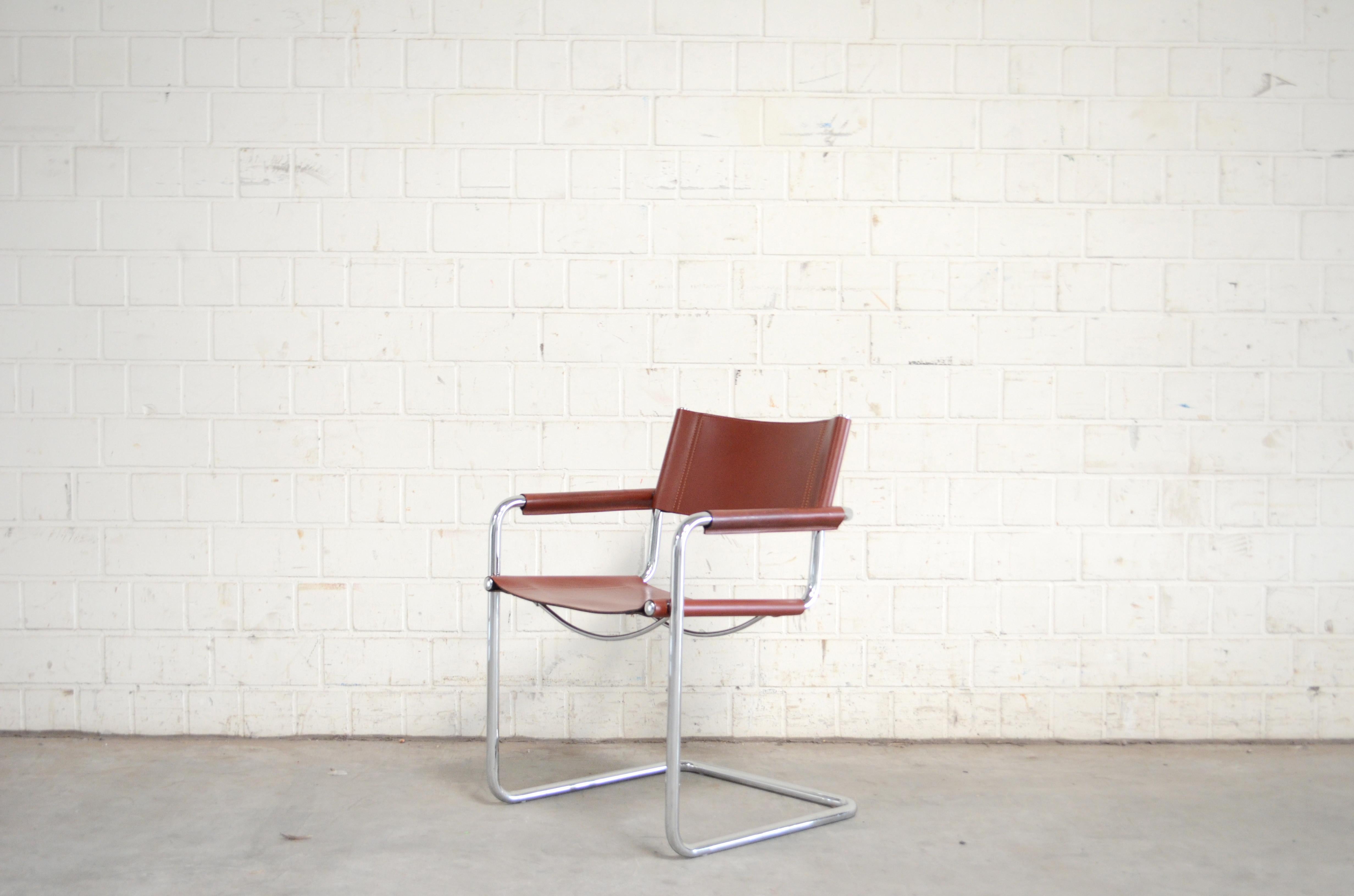 Italian Matteo Grassi Cantilever MG5 leather Chair by Centro Studi Oxred Leather