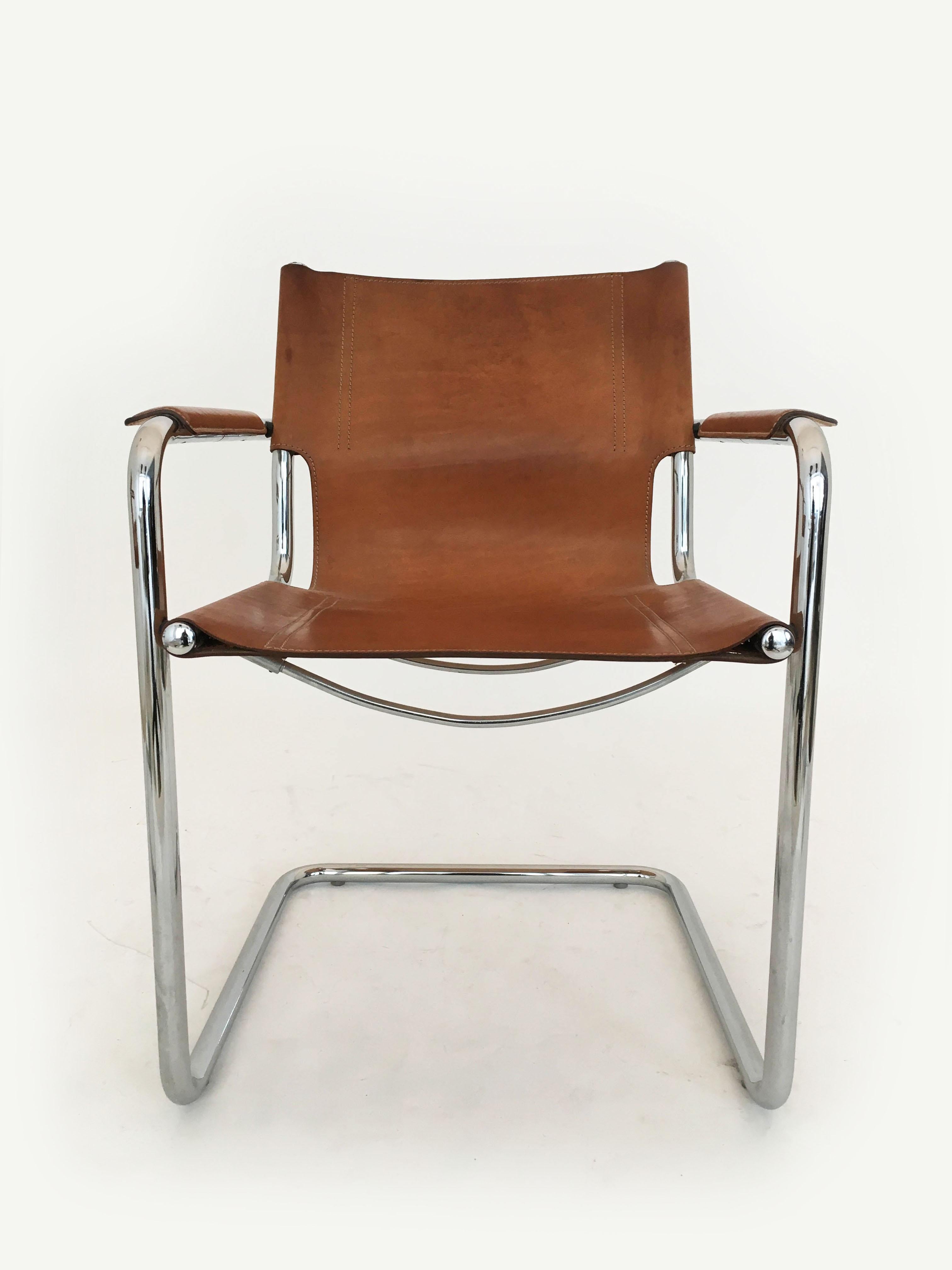 Mid-Century Modern Matteo Grassi Cantilever Visitor Side Chairs Pair, Italy, 1970s For Sale