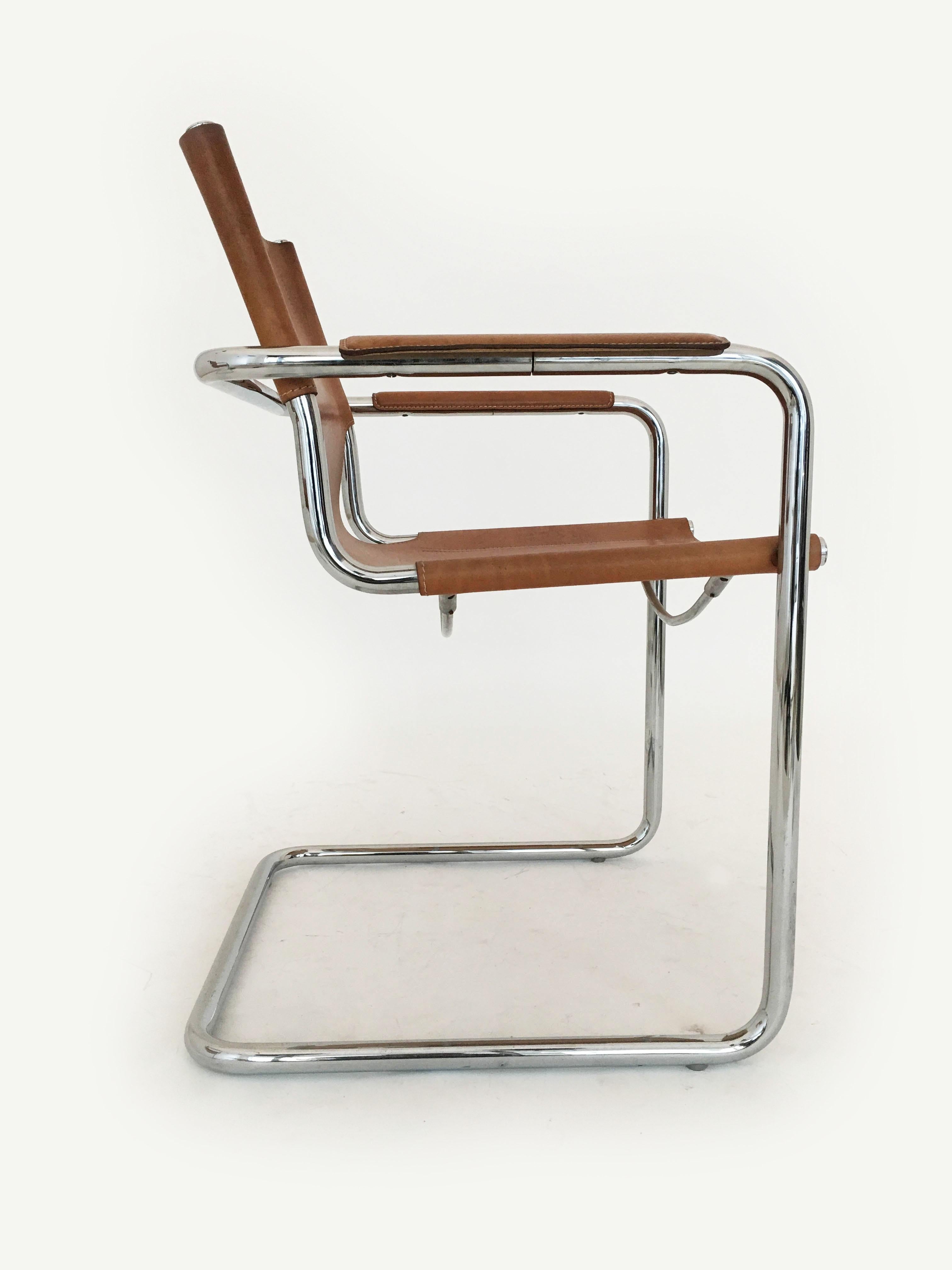 Matteo Grassi Cantilever Visitor Side Chairs Pair, Italy, 1970s In Good Condition For Sale In Vienna, Vienna